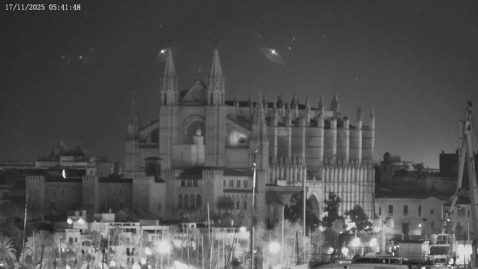 Palma de Mallorca, Paseo Maritimo (Av. de Gabriel Roca) & Marina Port de Mallorca Live Cam -Son Armadams, Ponent Discrict, Palma de Mallorca, Balearic Island, Spain