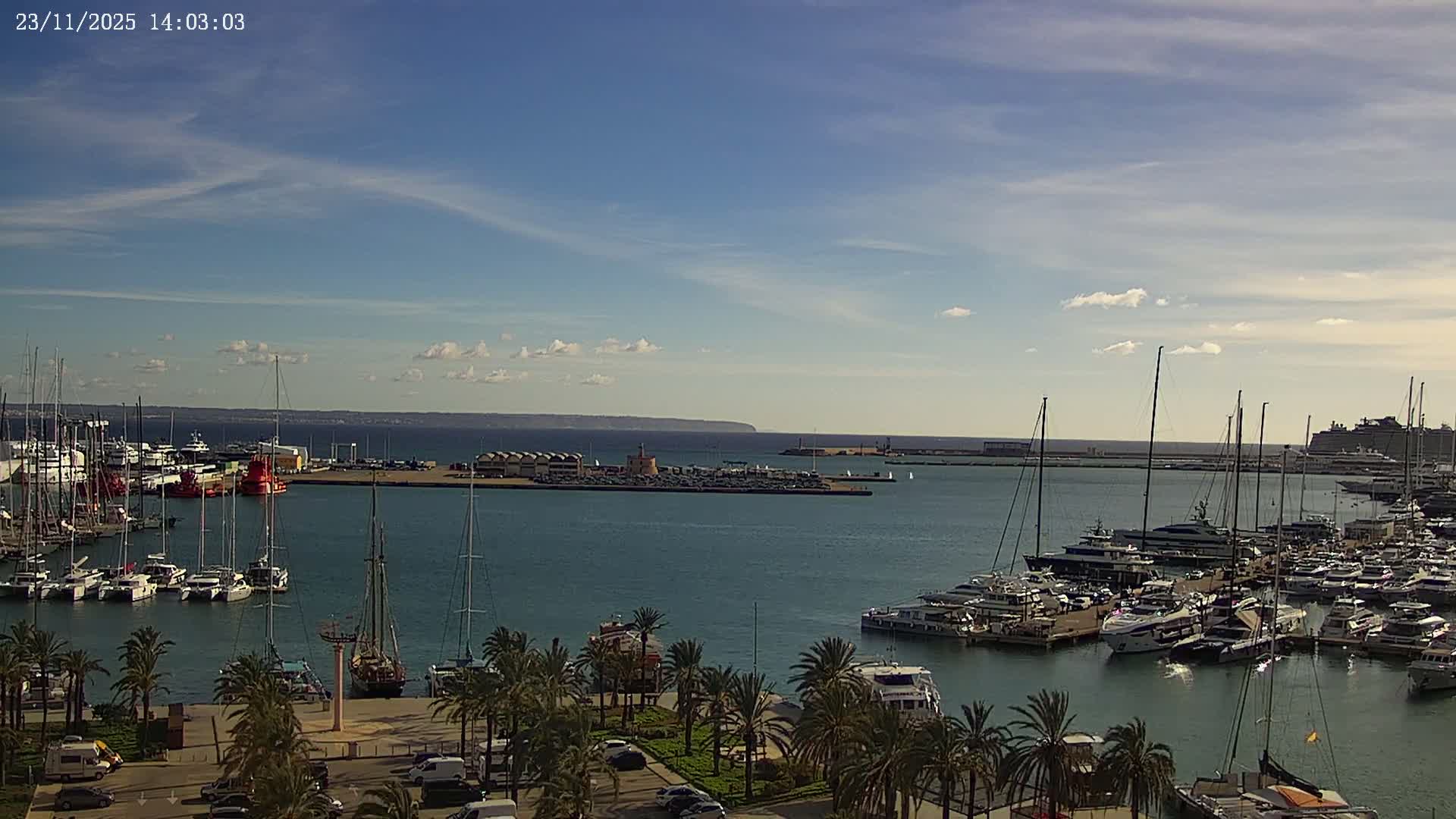 Palma de Mallorca, Paseo Maritimo (Av. de Gabriel Roca) & Marina Port de Mallorca Live Cam -Son Armadams, Ponent Discrict, Palma de Mallorca, Balearic Island, Spain