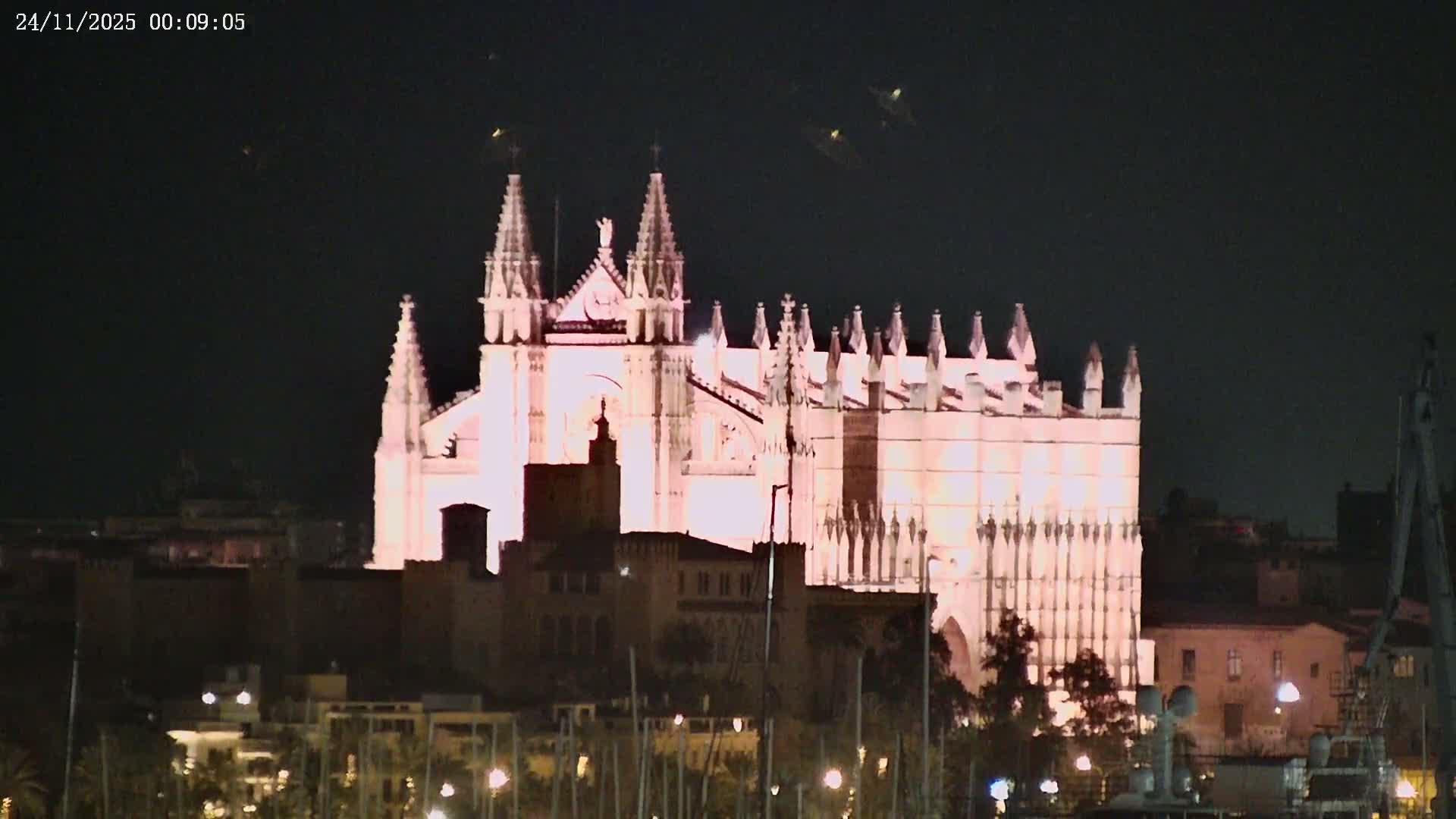 Palma de Mallorca, Paseo Maritimo (Av. de Gabriel Roca) & Marina Port de Mallorca Live Cam -Son Armadams, Ponent Discrict, Palma de Mallorca, Balearic Island, Spain