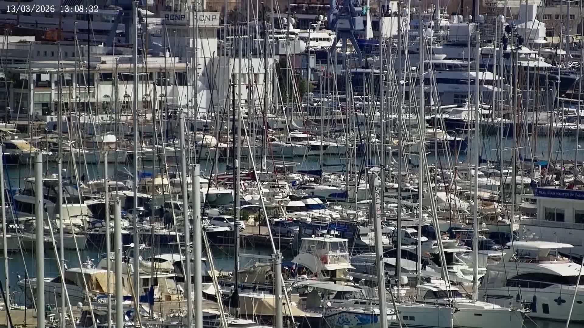 Palma de Mallorca, Paseo Maritimo (Av. de Gabriel Roca) & Marina Port de Mallorca Live Cam -Son Armadams, Ponent Discrict, Palma de Mallorca, Balearic Island, Spain