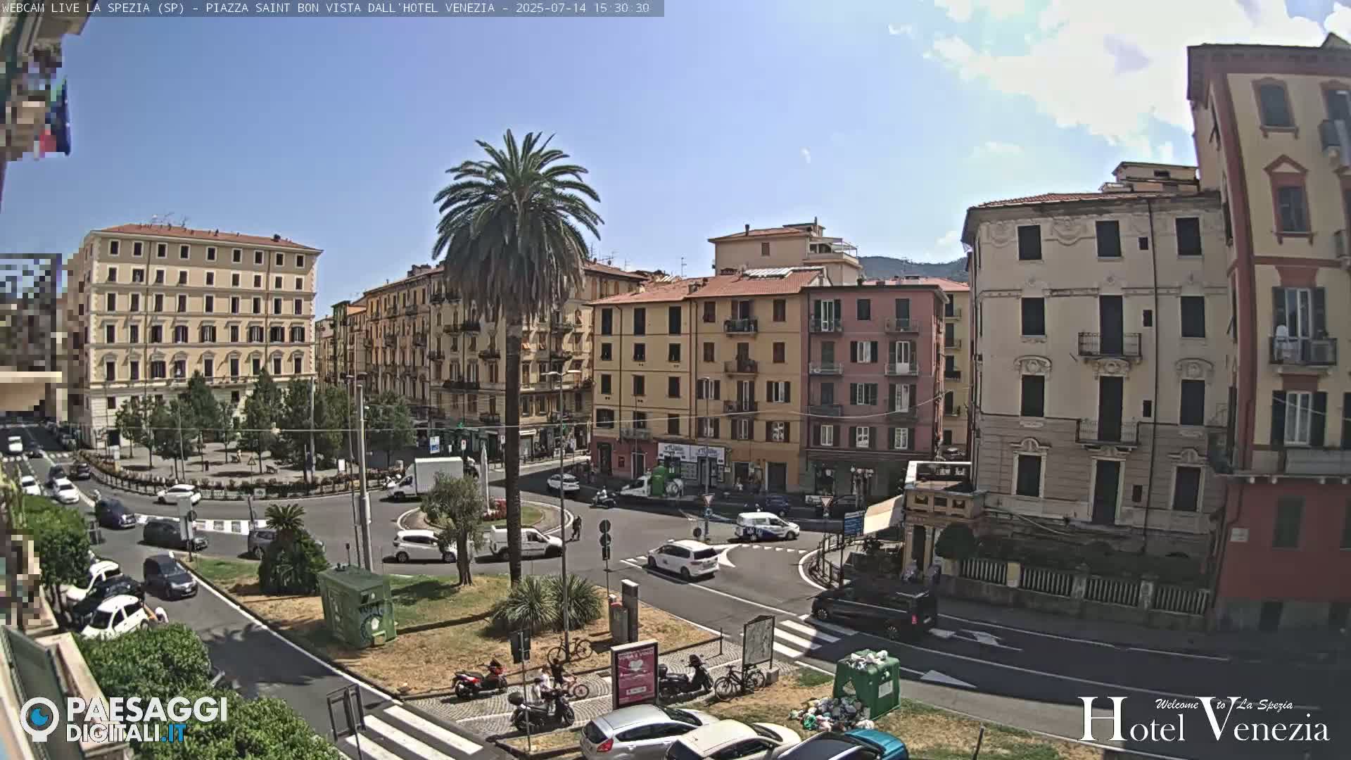 La Spezia Piazza Saint Bon Square Live Cam - Liguria, Italy