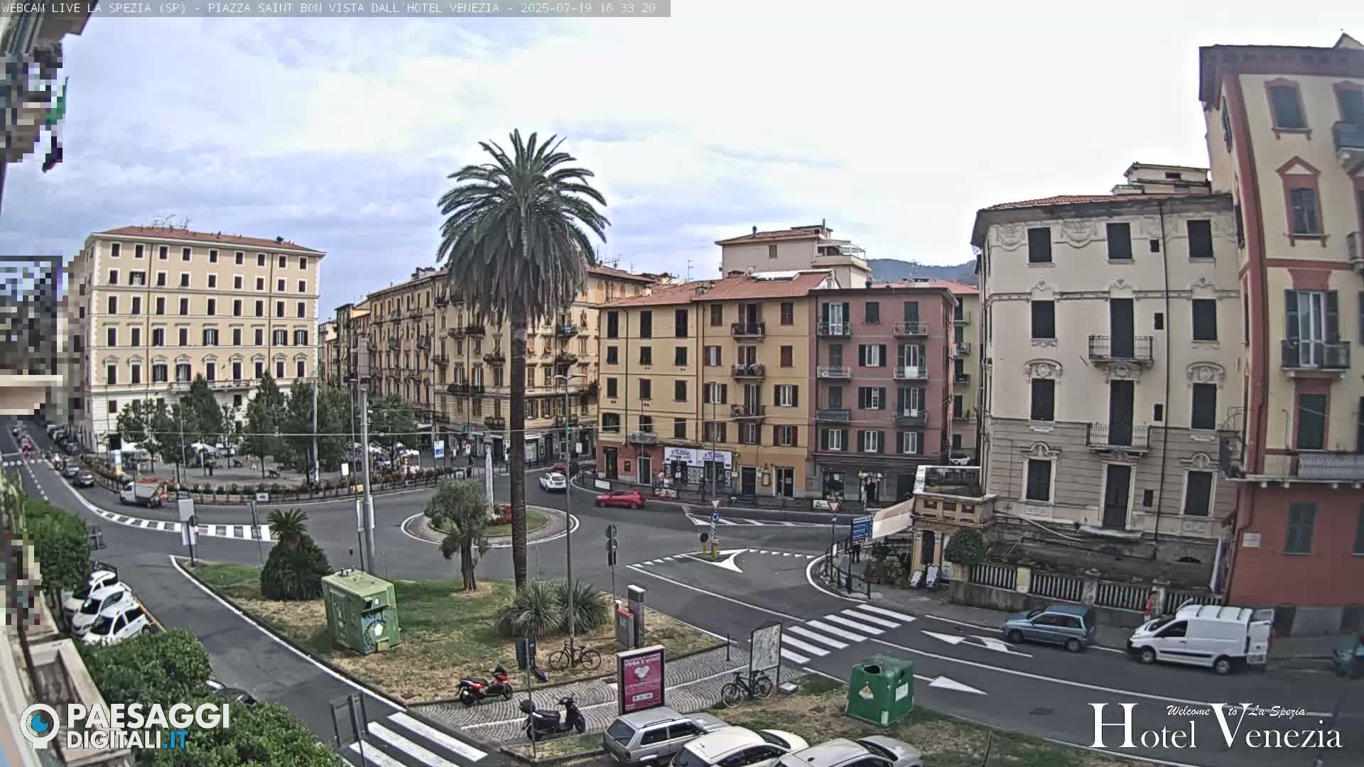La Spezia Piazza Saint Bon Square Live Cam - Liguria, Italy