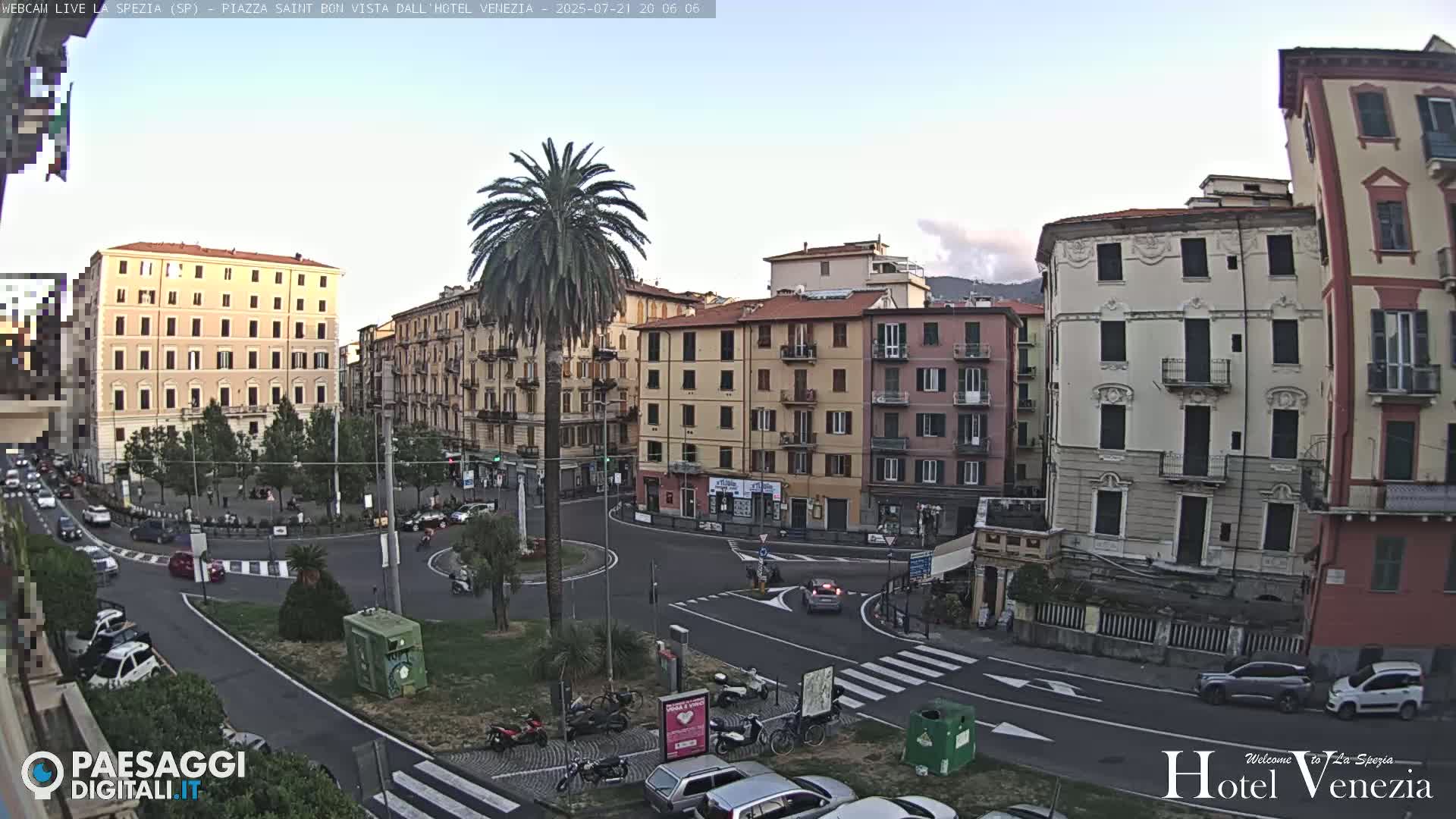La Spezia Piazza Saint Bon Square Live Cam - Liguria, Italy