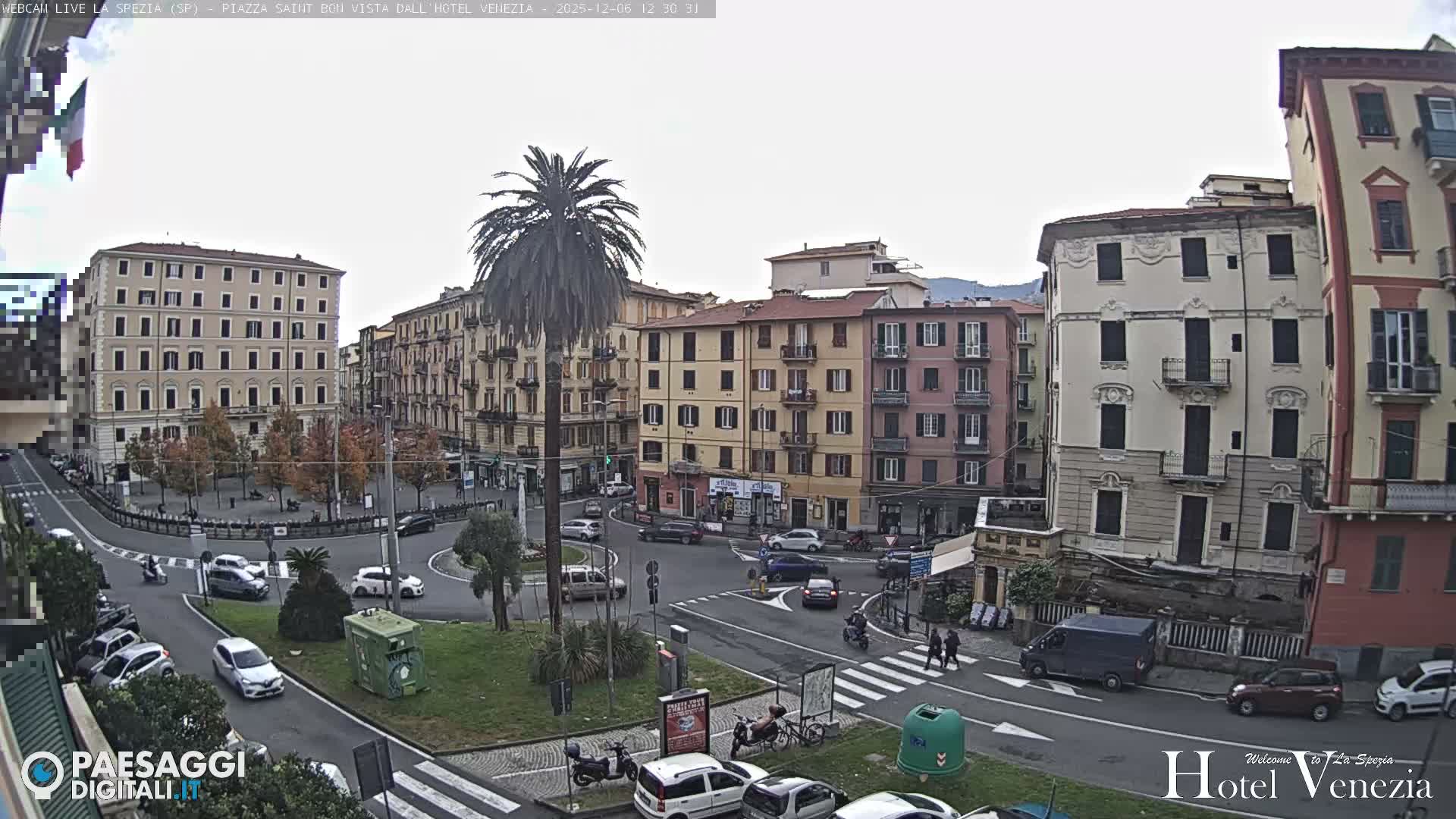 La Spezia Piazza Saint Bon Square Live Cam - Liguria, Italy