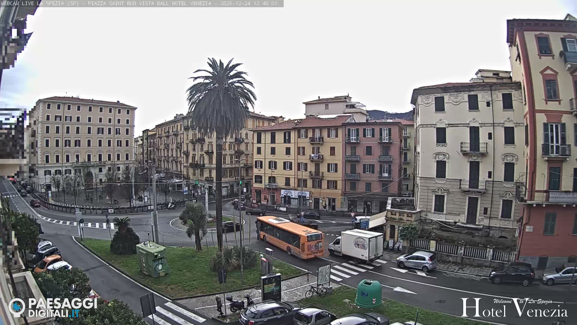 La Spezia Piazza Saint Bon Square Live Cam - Liguria, Italy