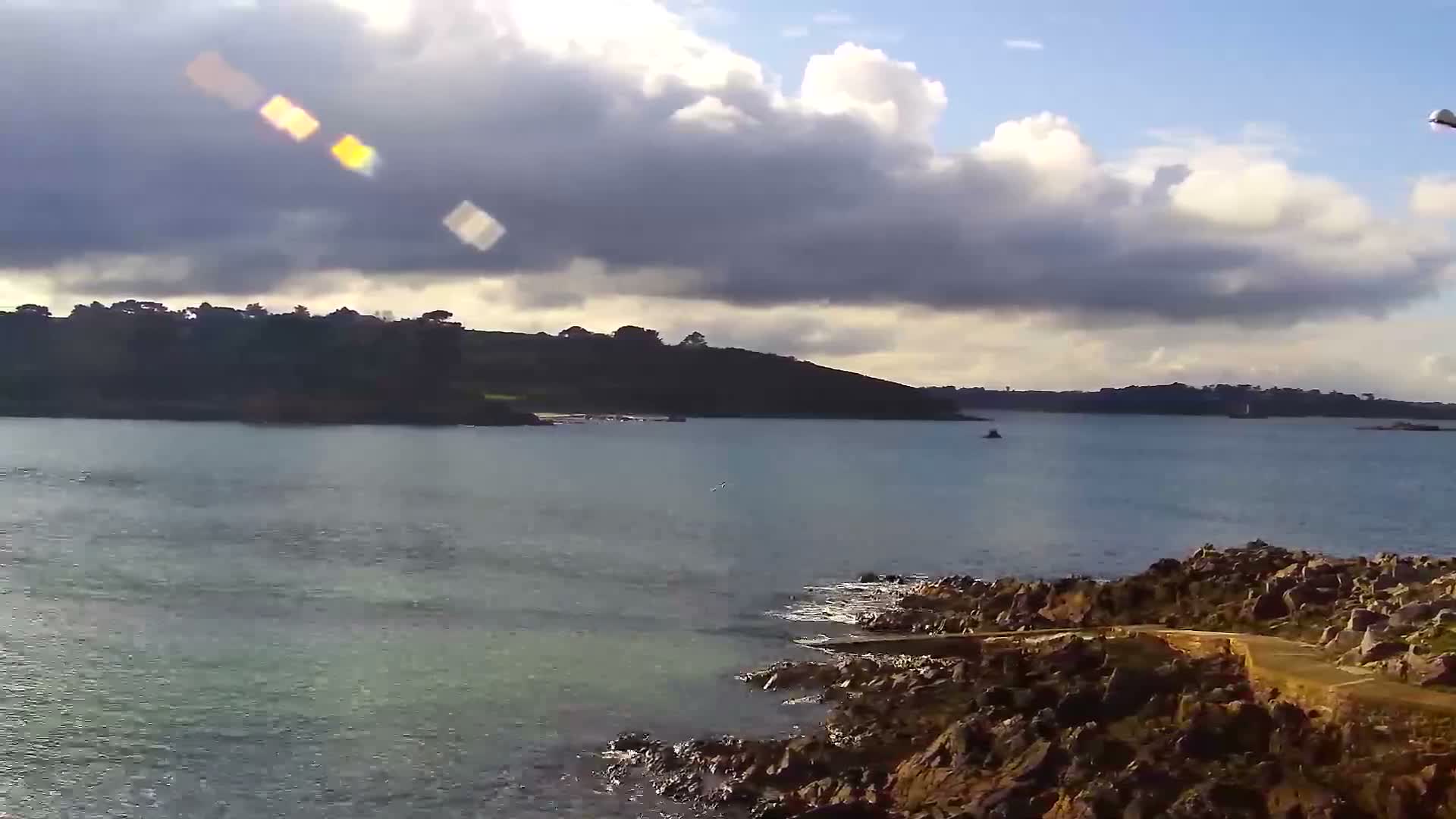 Plougasnou, Anse du Diben Cove Live Cam - Le Diben, Plougasnou, Morlaix, Finistere, Bretagne, France