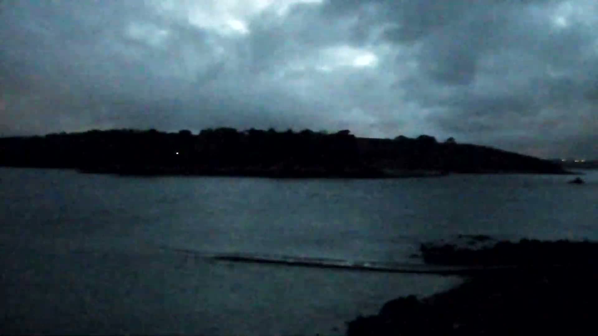 Plougasnou, Anse du Diben Cove Live Cam - Le Diben, Plougasnou, Morlaix, Finistere, Bretagne, France