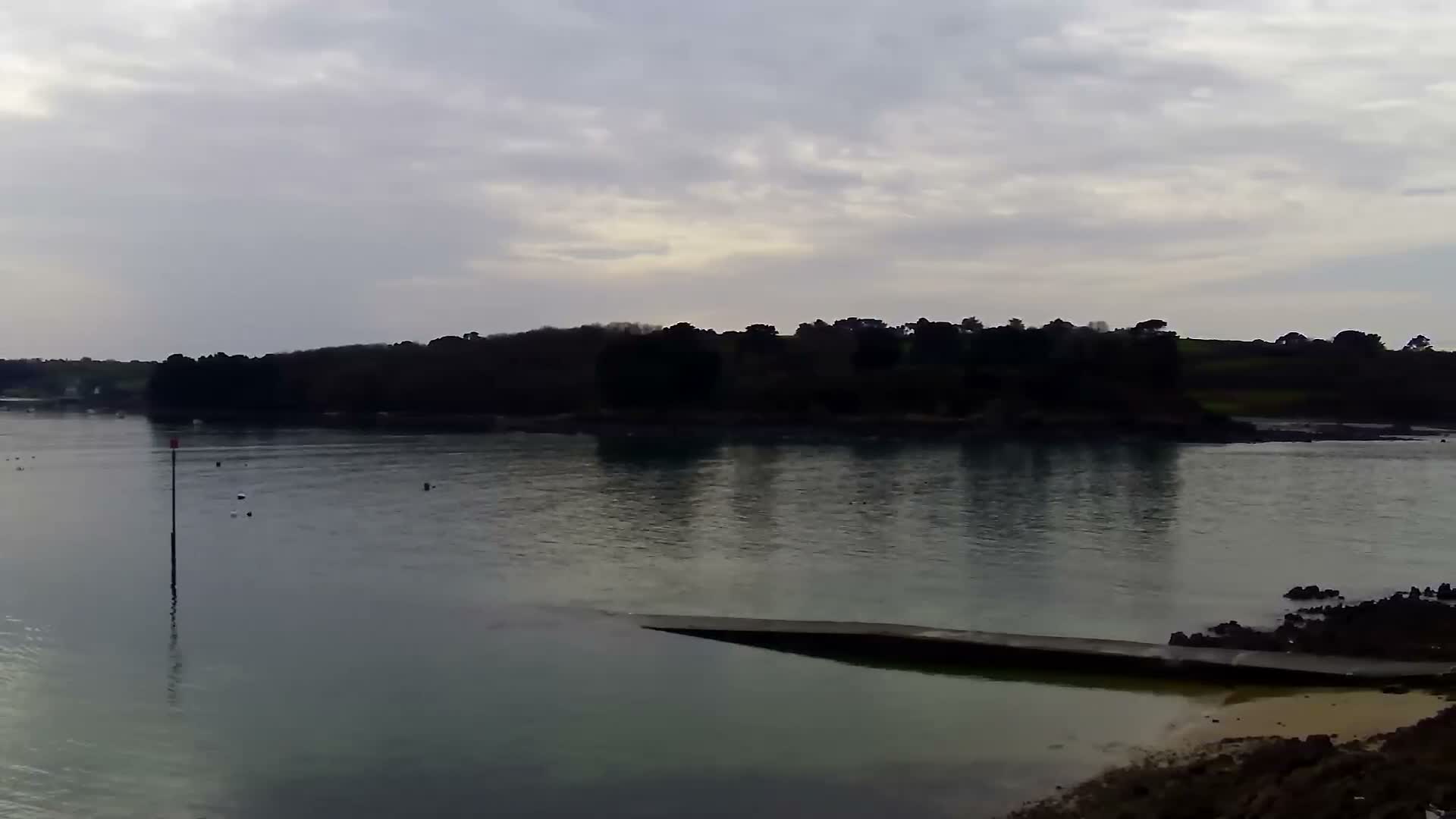 Plougasnou, Anse du Diben Cove Live Cam - Le Diben, Plougasnou, Morlaix, Finistere, Bretagne, France