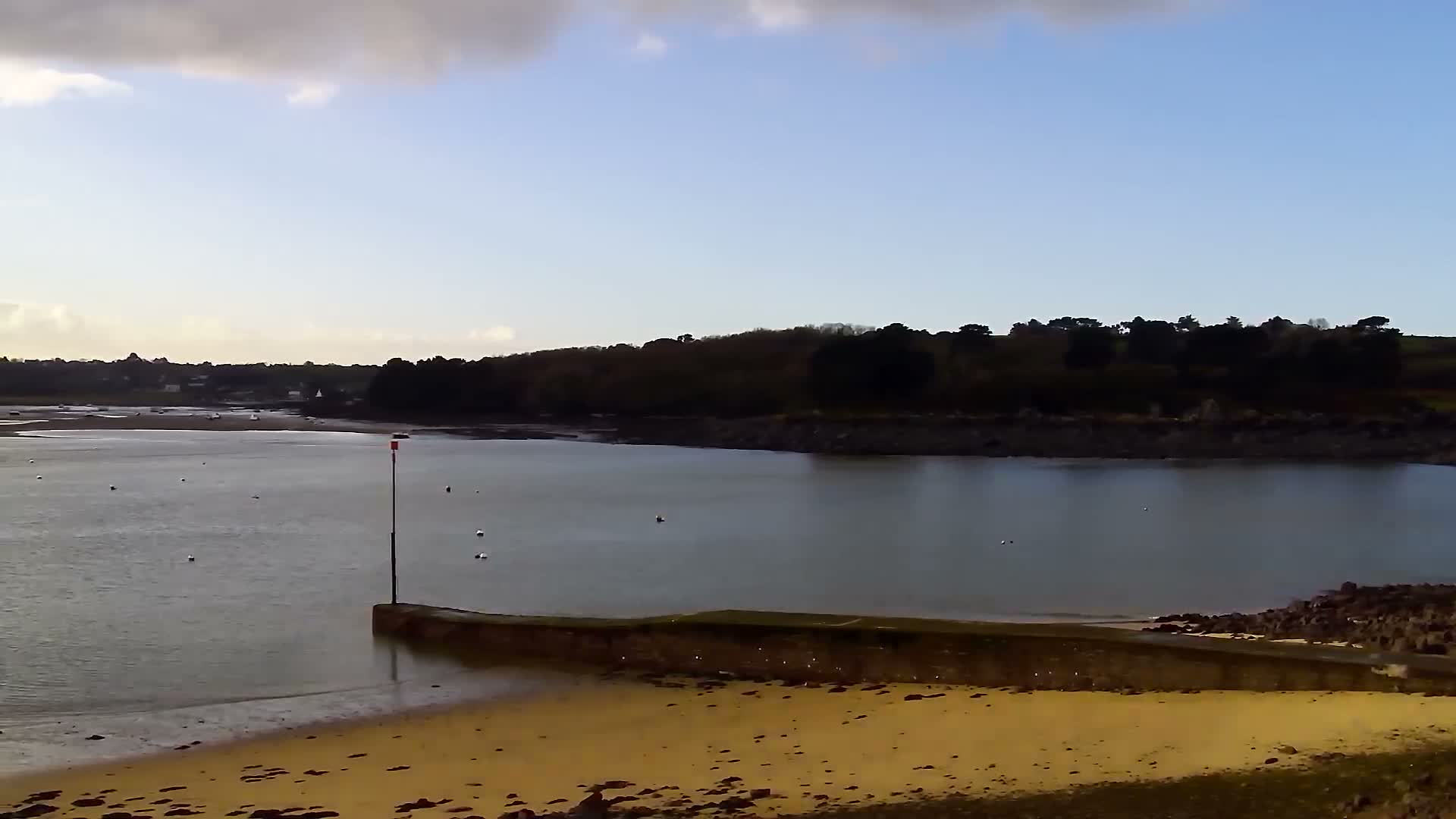 Plougasnou, Anse du Diben Cove Live Cam - Le Diben, Plougasnou, Morlaix, Finistere, Bretagne, France