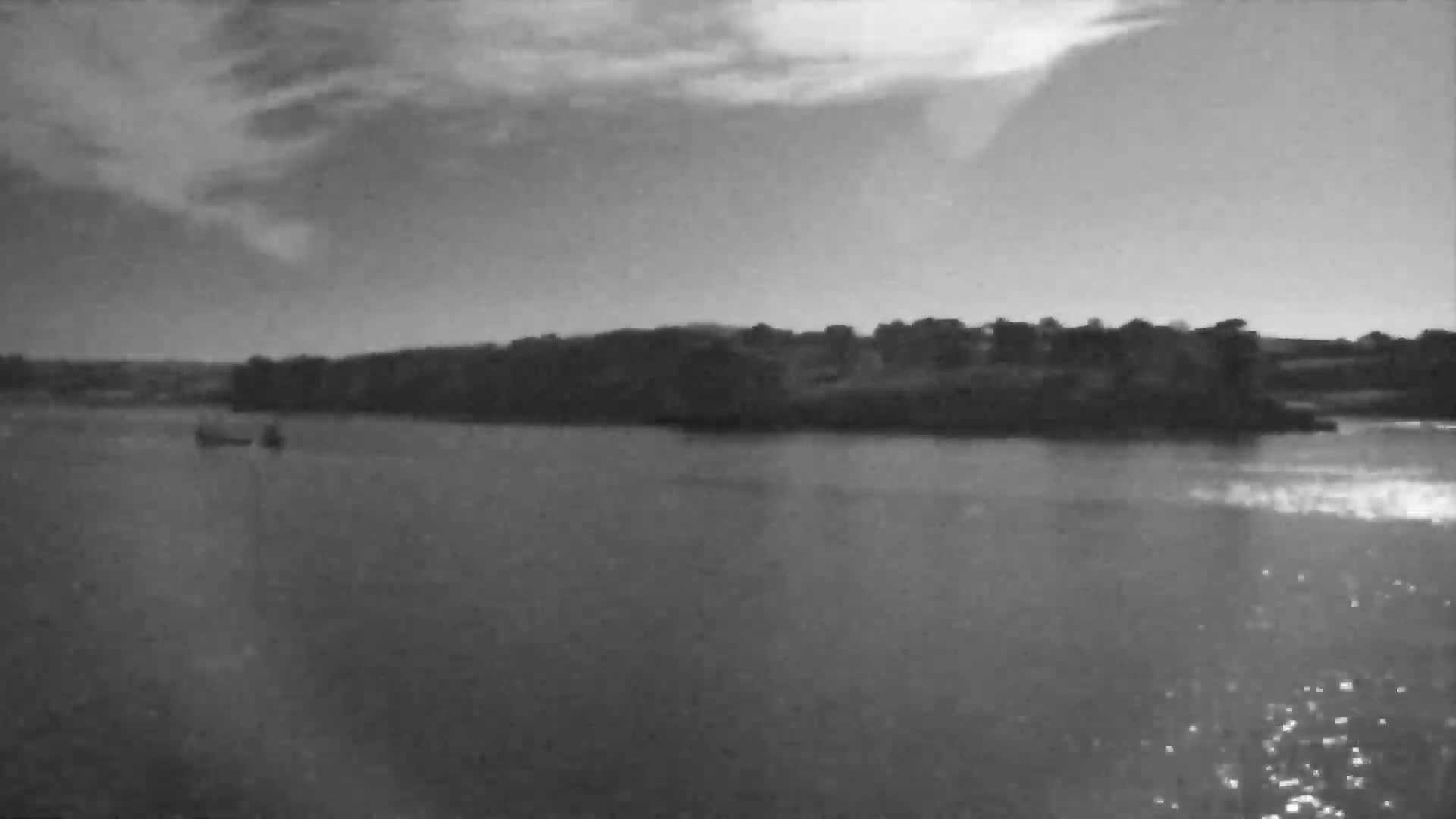 Plougasnou, Anse du Diben Cove Live Cam - Le Diben, Plougasnou, Morlaix, Finistere, Bretagne, France