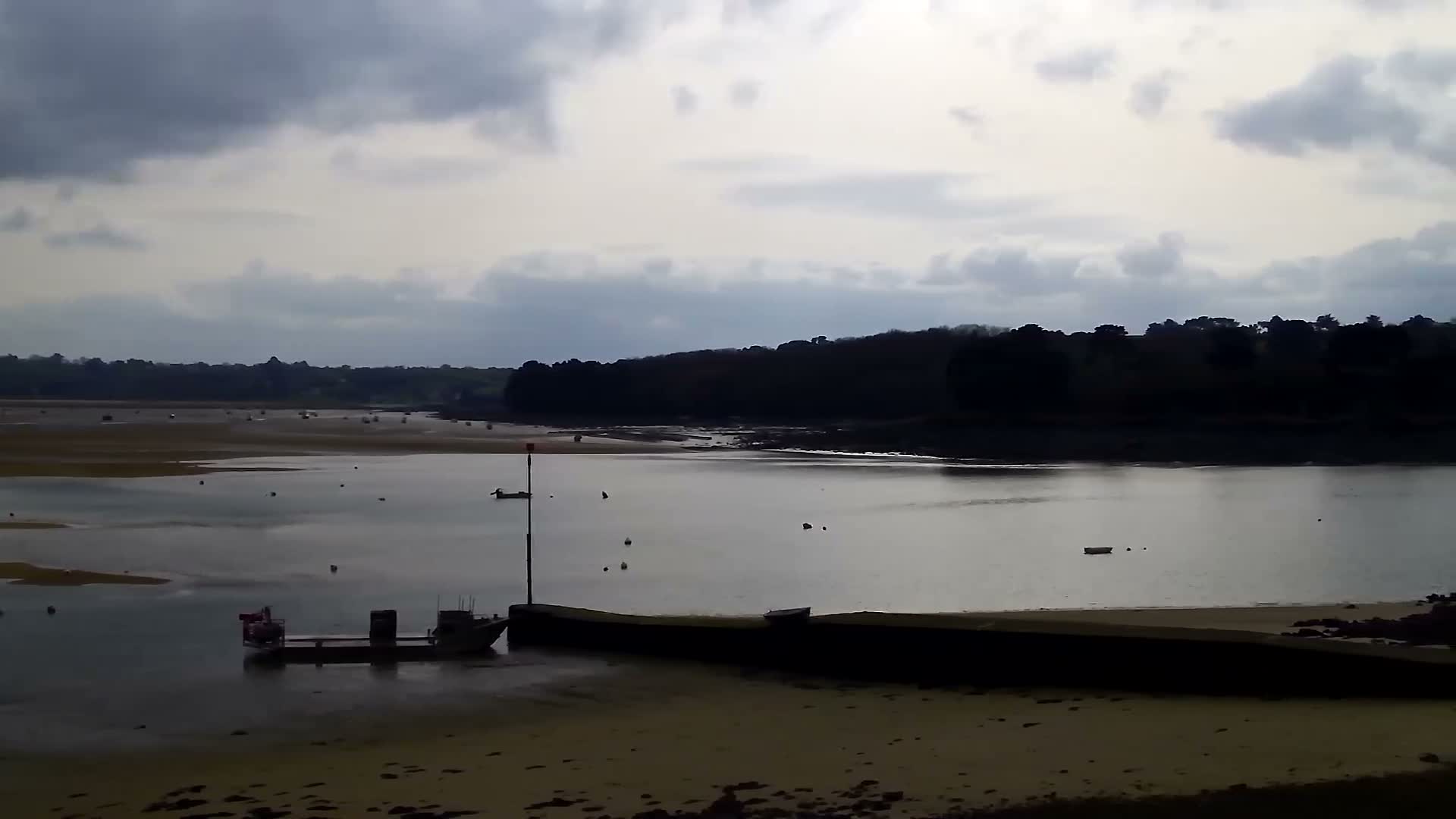 Plougasnou, Anse du Diben Cove Live Cam - Le Diben, Plougasnou, Morlaix, Finistere, Bretagne, France