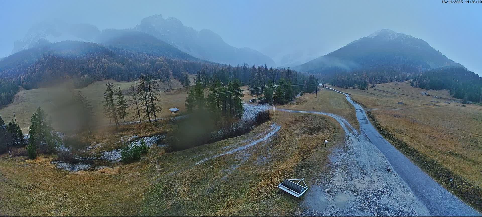 Arvieux Cross-Country Ski Center ( Foyer de ski de fond Arvieux) Live Cam - Brunissard, Arvieux, Briancon, Hautes-Alpes, Provence-Alpes-Cote d’Azur, France