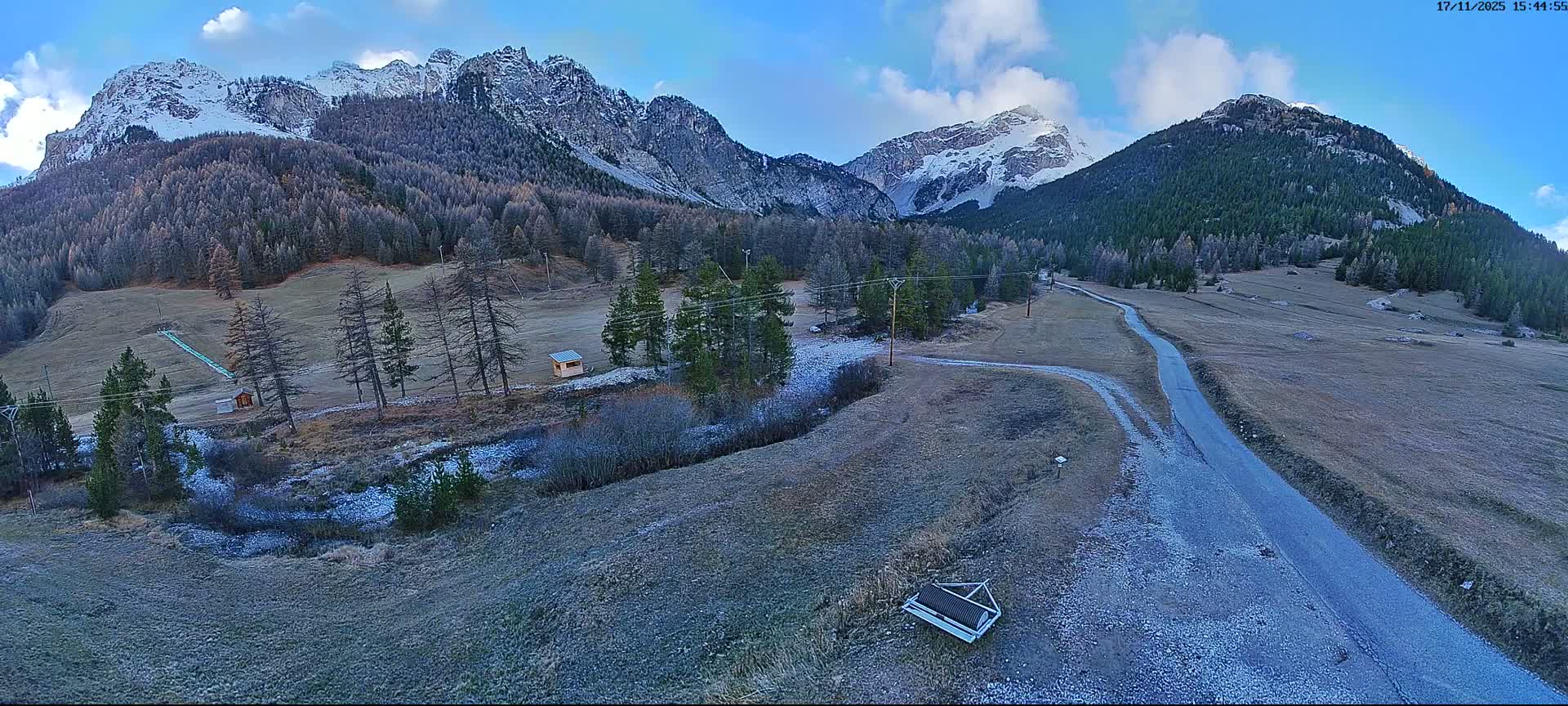 Arvieux Cross-Country Ski Center ( Foyer de ski de fond Arvieux) Live Cam - Brunissard, Arvieux, Briancon, Hautes-Alpes, Provence-Alpes-Cote d’Azur, France