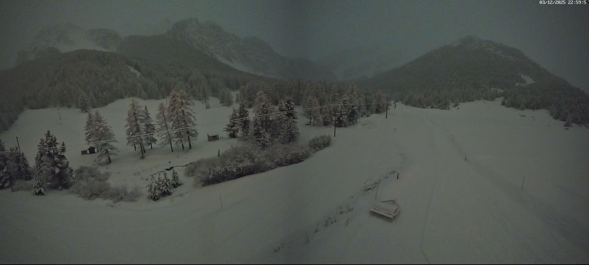 Arvieux Cross-Country Ski Center ( Foyer de ski de fond Arvieux) Live Cam - Brunissard, Arvieux, Briancon, Hautes-Alpes, Provence-Alpes-Cote d’Azur, France