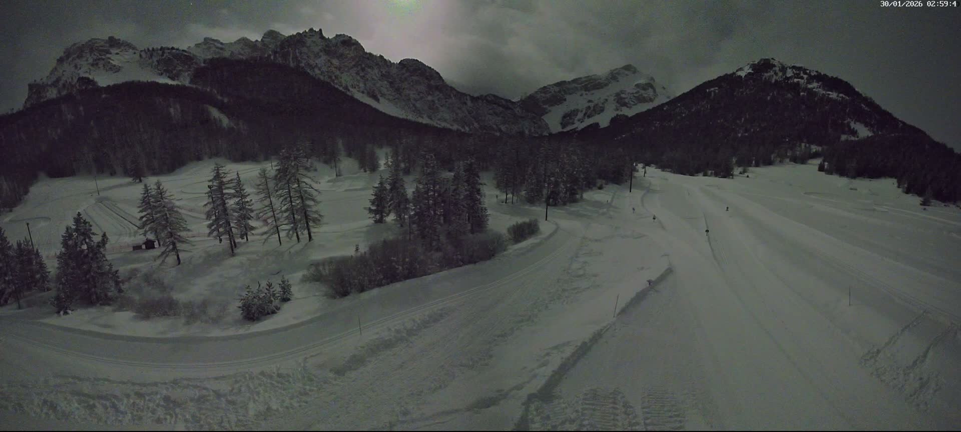 Arvieux Cross-Country Ski Center ( Foyer de ski de fond Arvieux) Live Cam - Brunissard, Arvieux, Briancon, Hautes-Alpes, Provence-Alpes-Cote d’Azur, France