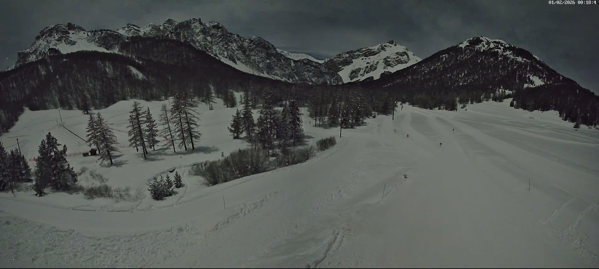 Arvieux Cross-Country Ski Center ( Foyer de ski de fond Arvieux) Live Cam - Brunissard, Arvieux, Briancon, Hautes-Alpes, Provence-Alpes-Cote d’Azur, France