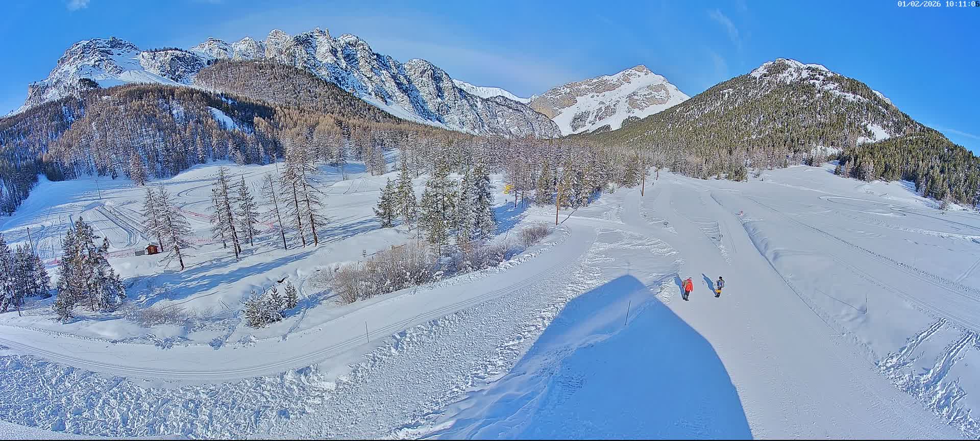 Arvieux Cross-Country Ski Center ( Foyer de ski de fond Arvieux) Live Cam - Brunissard, Arvieux, Briancon, Hautes-Alpes, Provence-Alpes-Cote d’Azur, France