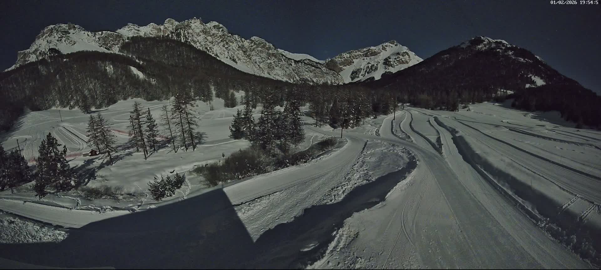 Arvieux Cross-Country Ski Center ( Foyer de ski de fond Arvieux) Live Cam - Brunissard, Arvieux, Briancon, Hautes-Alpes, Provence-Alpes-Cote d’Azur, France