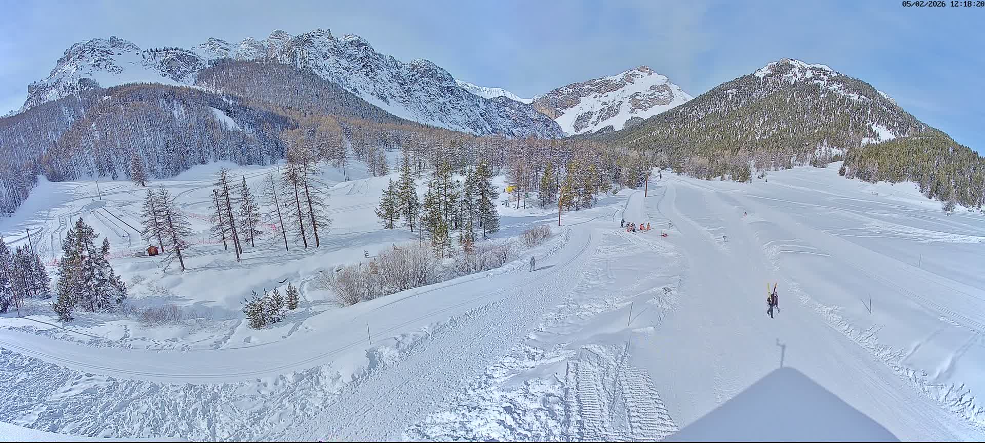 Arvieux Cross-Country Ski Center ( Foyer de ski de fond Arvieux) Live Cam - Brunissard, Arvieux, Briancon, Hautes-Alpes, Provence-Alpes-Cote d’Azur, France