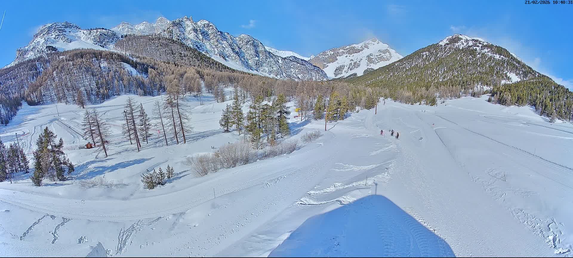 Arvieux Cross-Country Ski Center ( Foyer de ski de fond Arvieux) Live Cam - Brunissard, Arvieux, Briancon, Hautes-Alpes, Provence-Alpes-Cote d’Azur, France