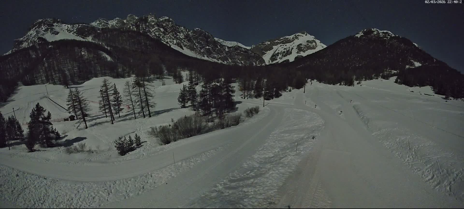 Arvieux Cross-Country Ski Center ( Foyer de ski de fond Arvieux) Live Cam - Brunissard, Arvieux, Briancon, Hautes-Alpes, Provence-Alpes-Cote d’Azur, France