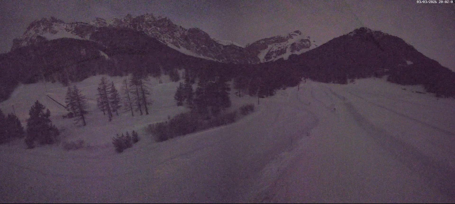 Arvieux Cross-Country Ski Center ( Foyer de ski de fond Arvieux) Live Cam - Brunissard, Arvieux, Briancon, Hautes-Alpes, Provence-Alpes-Cote d’Azur, France