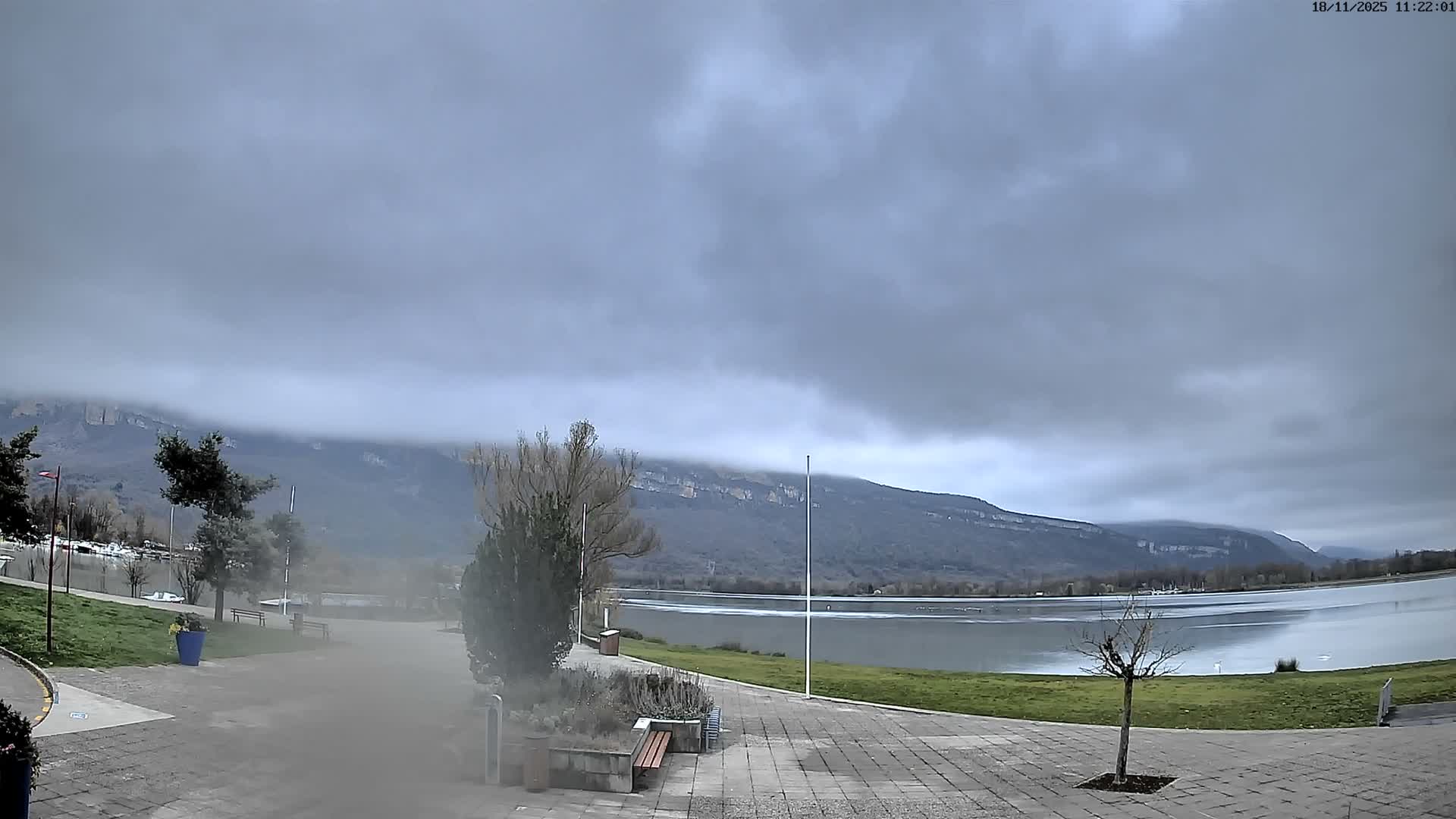 Montalieu-Vercieu, Vallée Bleue Base de Loisirs Leisure Park & Le Rhone River View Live Cam - Montalieu, Montalieu-Vercieu, La Tour-du-Pin, Isère, Auvergne-Rhône-Alpes, France