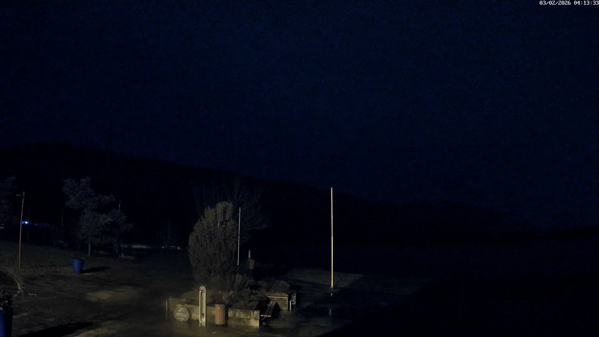 Montalieu-Vercieu, Vallée Bleue Base de Loisirs Leisure Park & Le Rhone River View Live Cam - Montalieu, Montalieu-Vercieu, La Tour-du-Pin, Isère, Auvergne-Rhône-Alpes, France