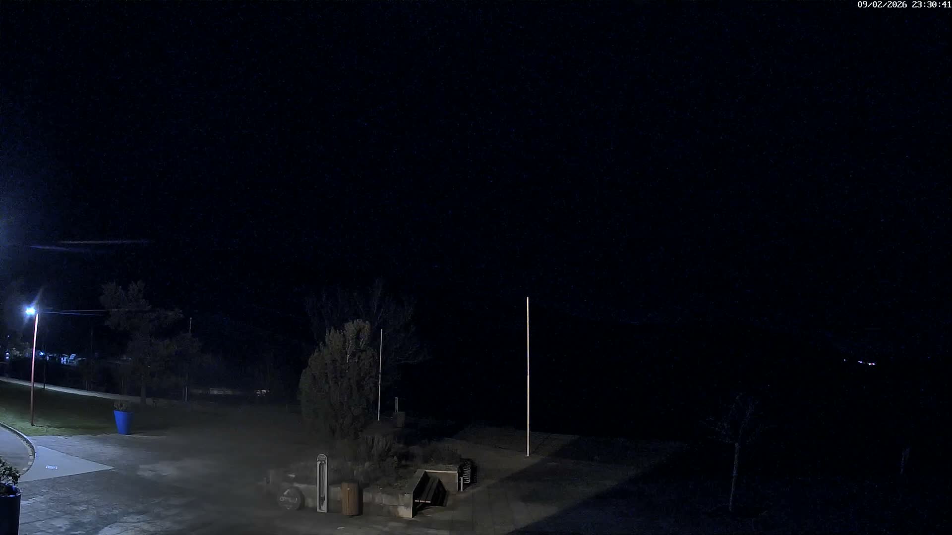Montalieu-Vercieu, Vallée Bleue Base de Loisirs Leisure Park & Le Rhone River View Live Cam - Montalieu, Montalieu-Vercieu, La Tour-du-Pin, Isère, Auvergne-Rhône-Alpes, France