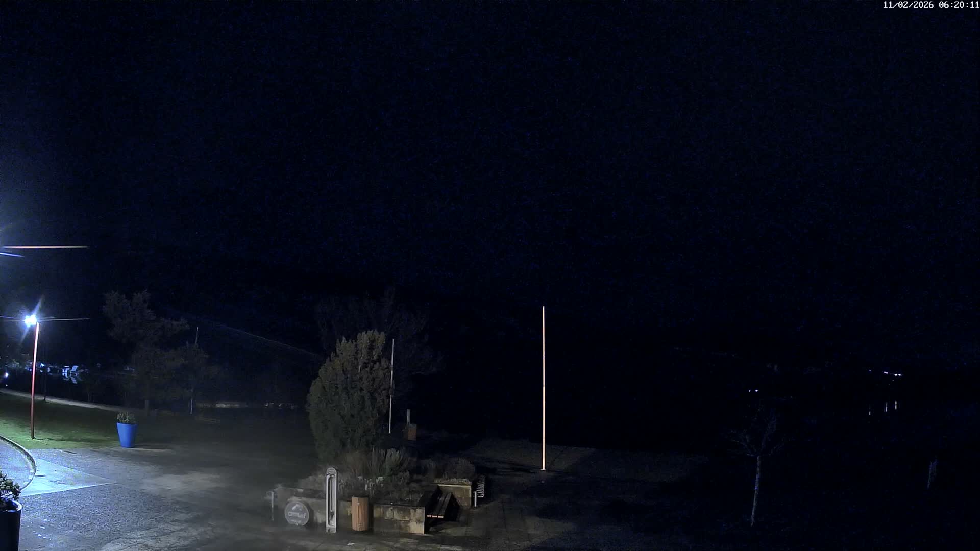 Montalieu-Vercieu, Vallée Bleue Base de Loisirs Leisure Park & Le Rhone River View Live Cam - Montalieu, Montalieu-Vercieu, La Tour-du-Pin, Isère, Auvergne-Rhône-Alpes, France