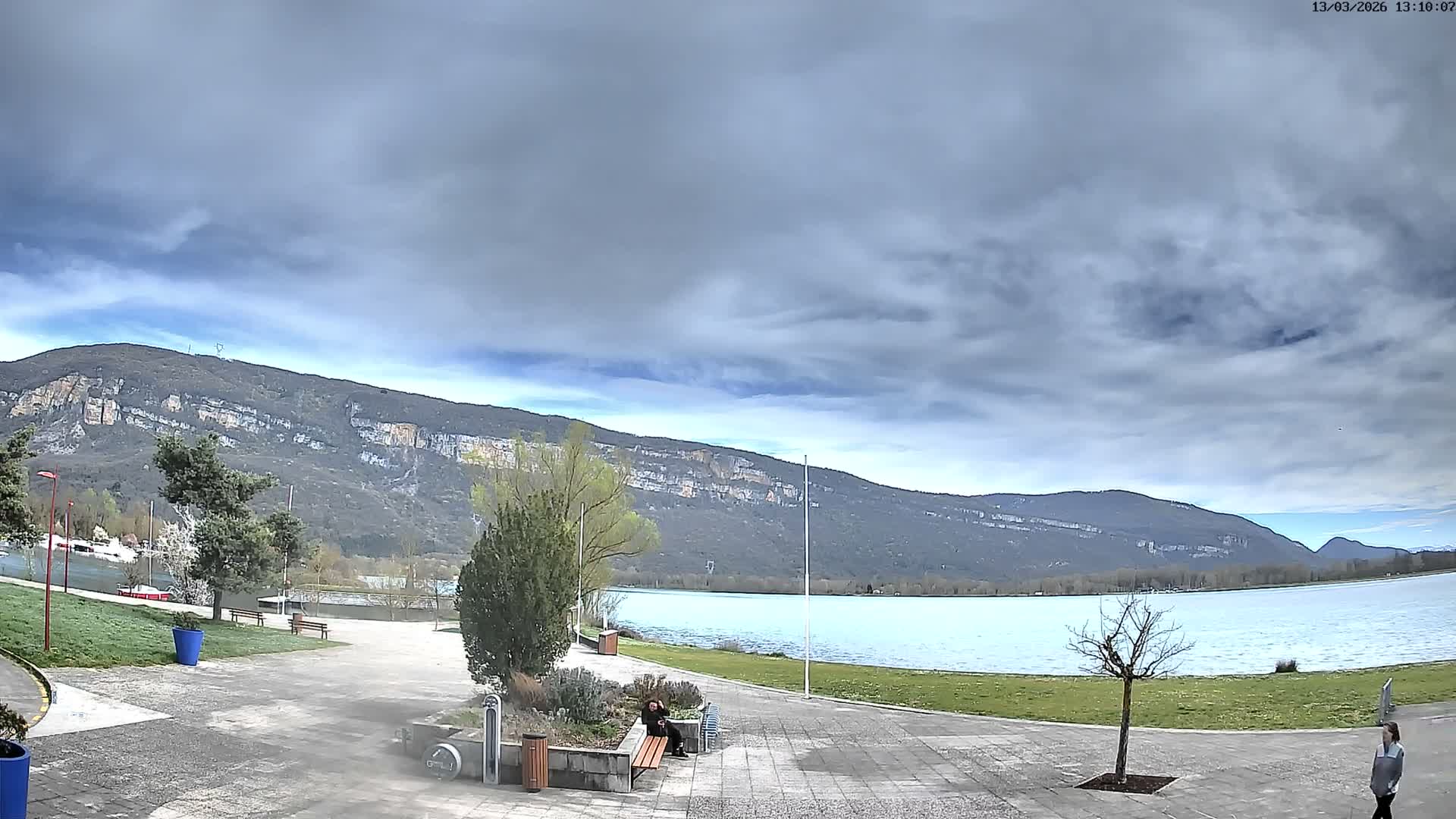 Montalieu-Vercieu, Vallée Bleue Base de Loisirs Leisure Park & Le Rhone River View Live Cam - Montalieu, Montalieu-Vercieu, La Tour-du-Pin, Isère, Auvergne-Rhône-Alpes, France