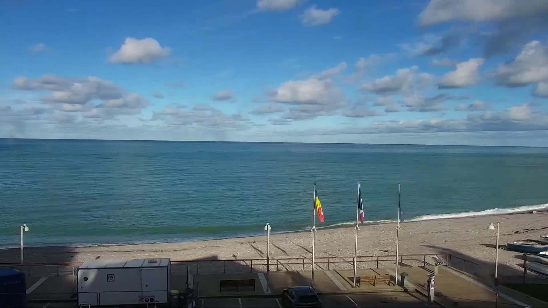Yport Village & Plage Yport Beach Live Cam - Yport, Le Havre, Seine-Maritime, Normandie, France