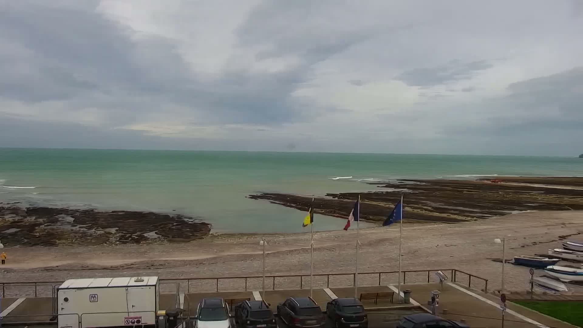 Yport Village & Plage Yport Beach Live Cam - Yport, Le Havre, Seine-Maritime, Normandie, France