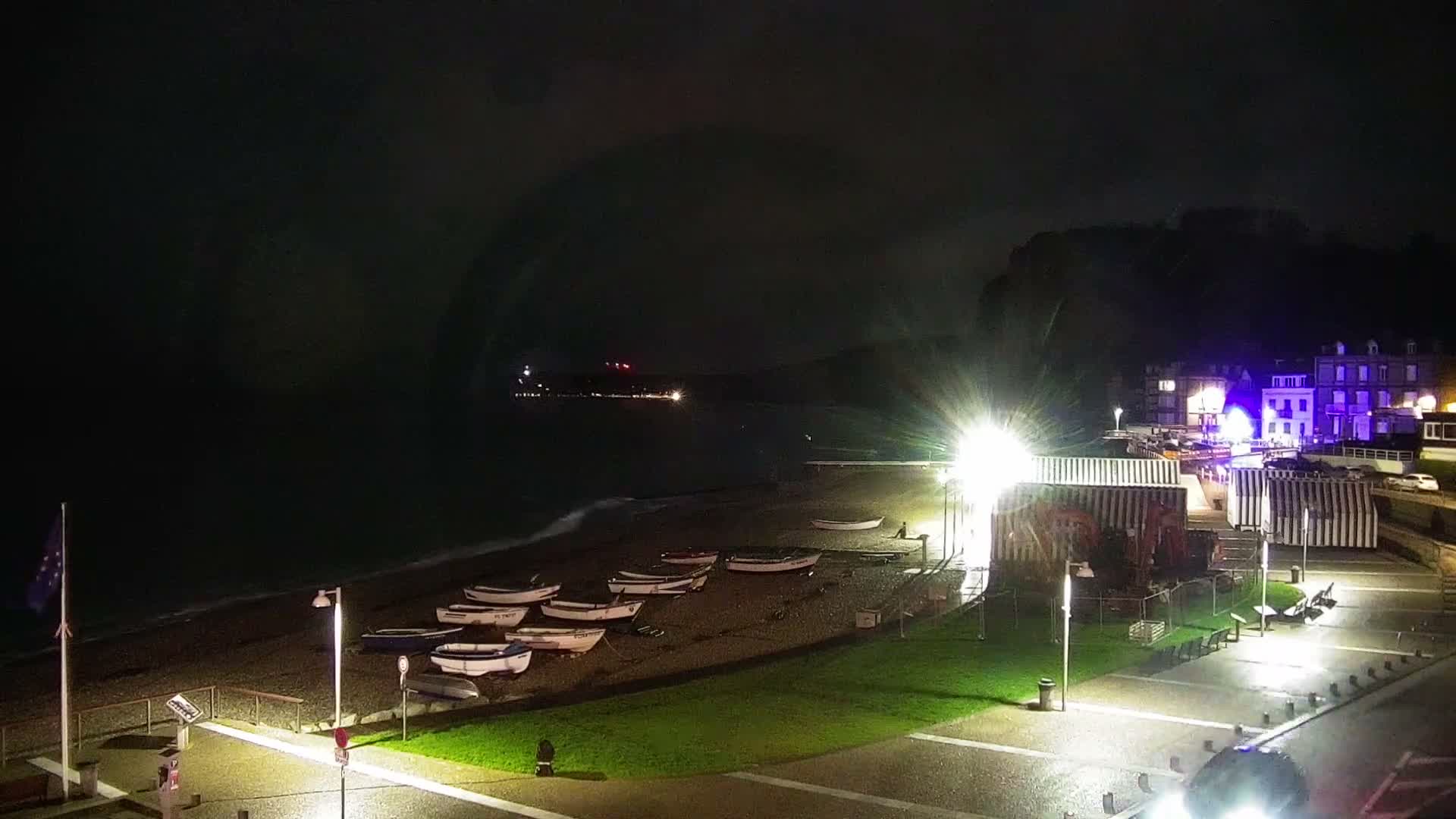 Yport Village & Plage Yport Beach Live Cam - Yport, Le Havre, Seine-Maritime, Normandie, France