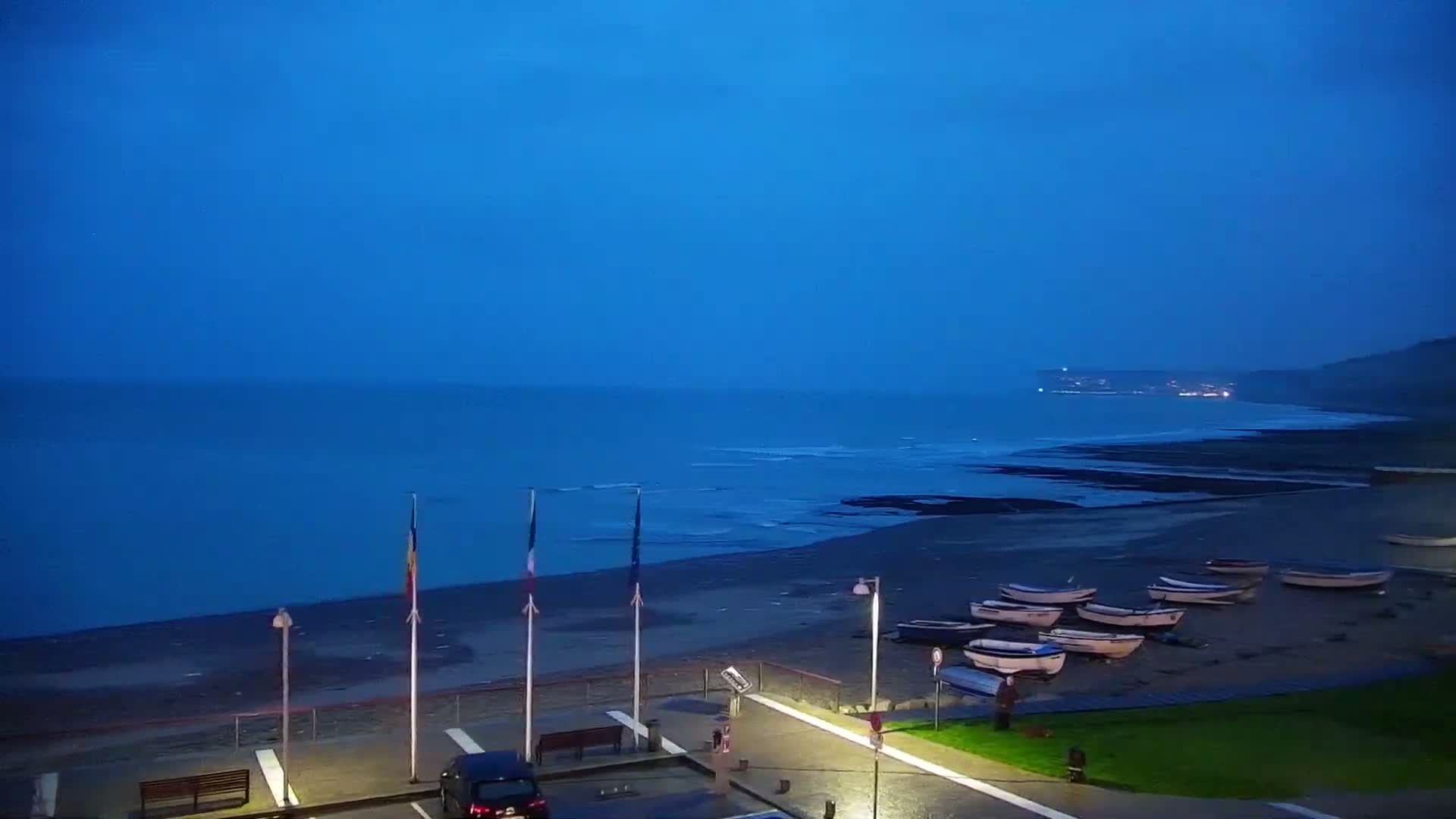Yport Village & Plage Yport Beach Live Cam - Yport, Le Havre, Seine-Maritime, Normandie, France