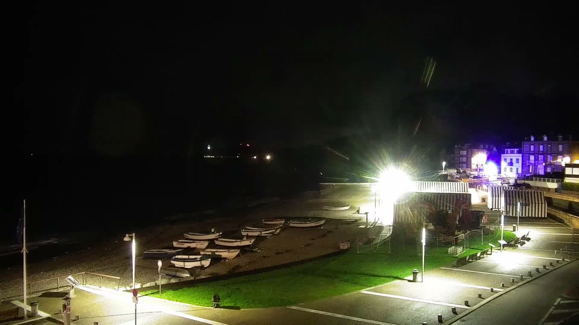 Yport Village & Plage Yport Beach Live Cam - Yport, Le Havre, Seine-Maritime, Normandie, France