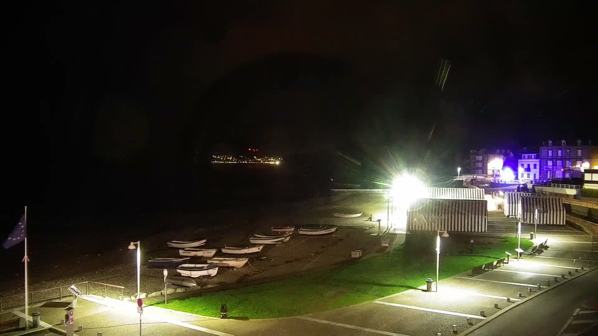Yport Village & Plage Yport Beach Live Cam - Yport, Le Havre, Seine-Maritime, Normandie, France