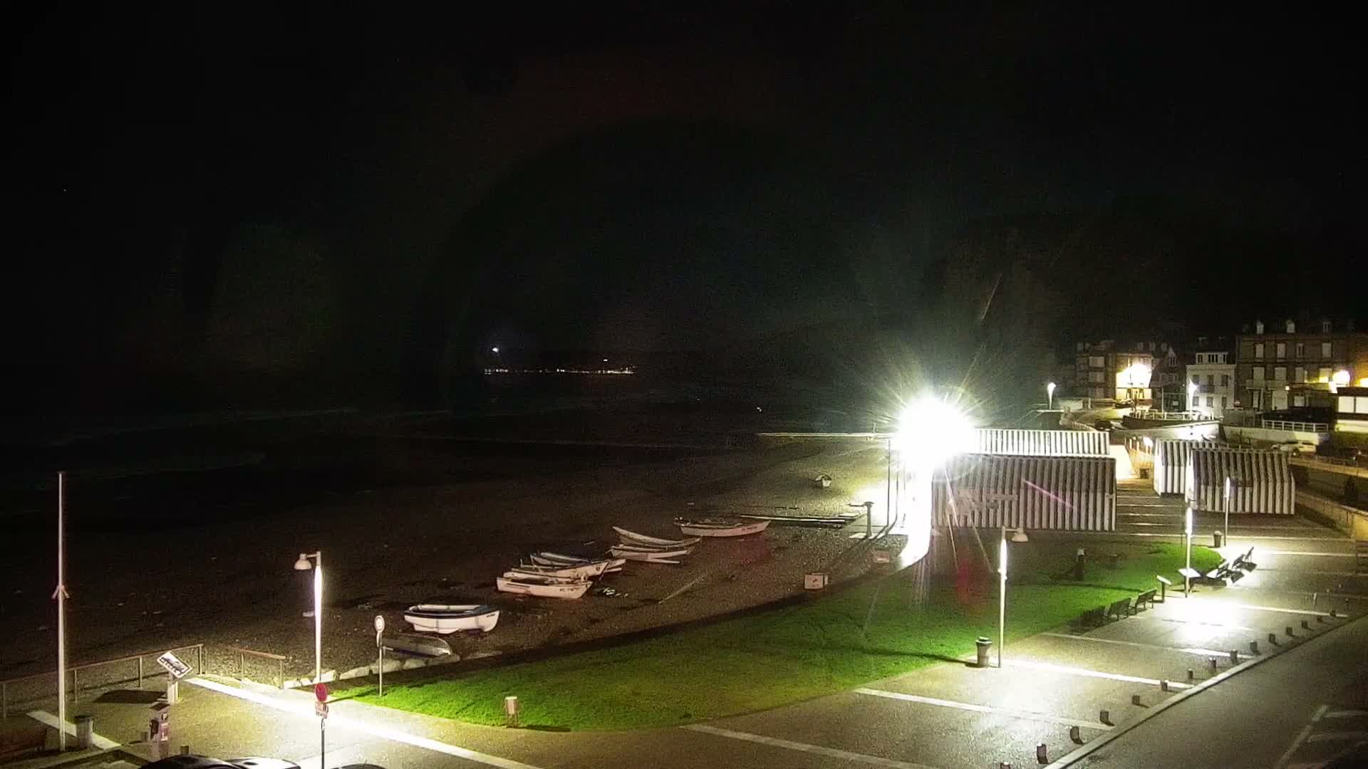 Yport Village & Plage Yport Beach Live Cam - Yport, Le Havre, Seine-Maritime, Normandie, France