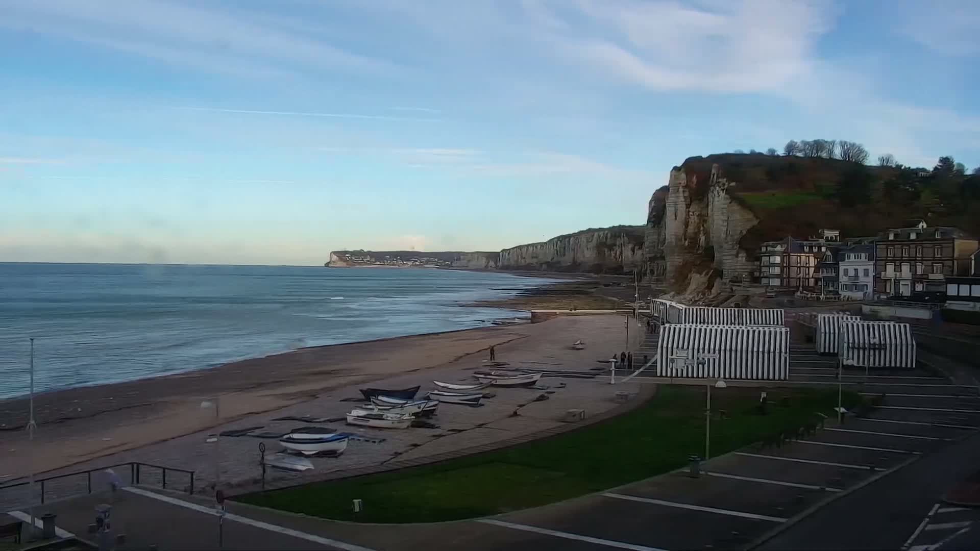 Yport Village & Plage Yport Beach Live Cam - Yport, Le Havre, Seine-Maritime, Normandie, France