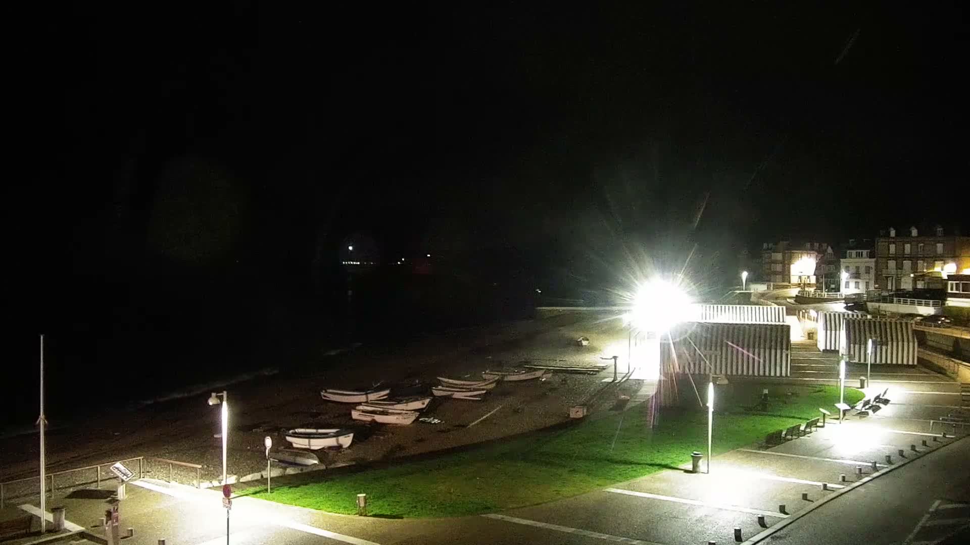 Yport Village & Plage Yport Beach Live Cam - Yport, Le Havre, Seine-Maritime, Normandie, France