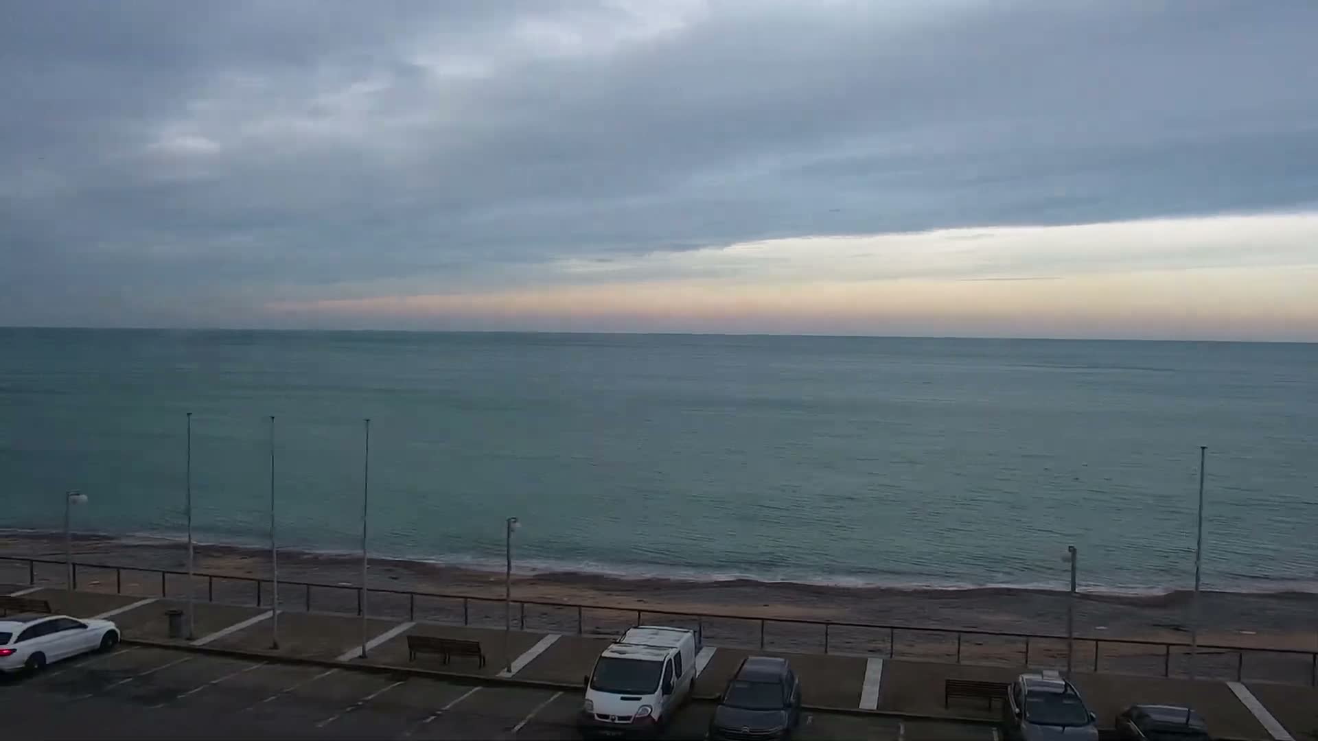 Yport Village & Plage Yport Beach Live Cam - Yport, Le Havre, Seine-Maritime, Normandie, France