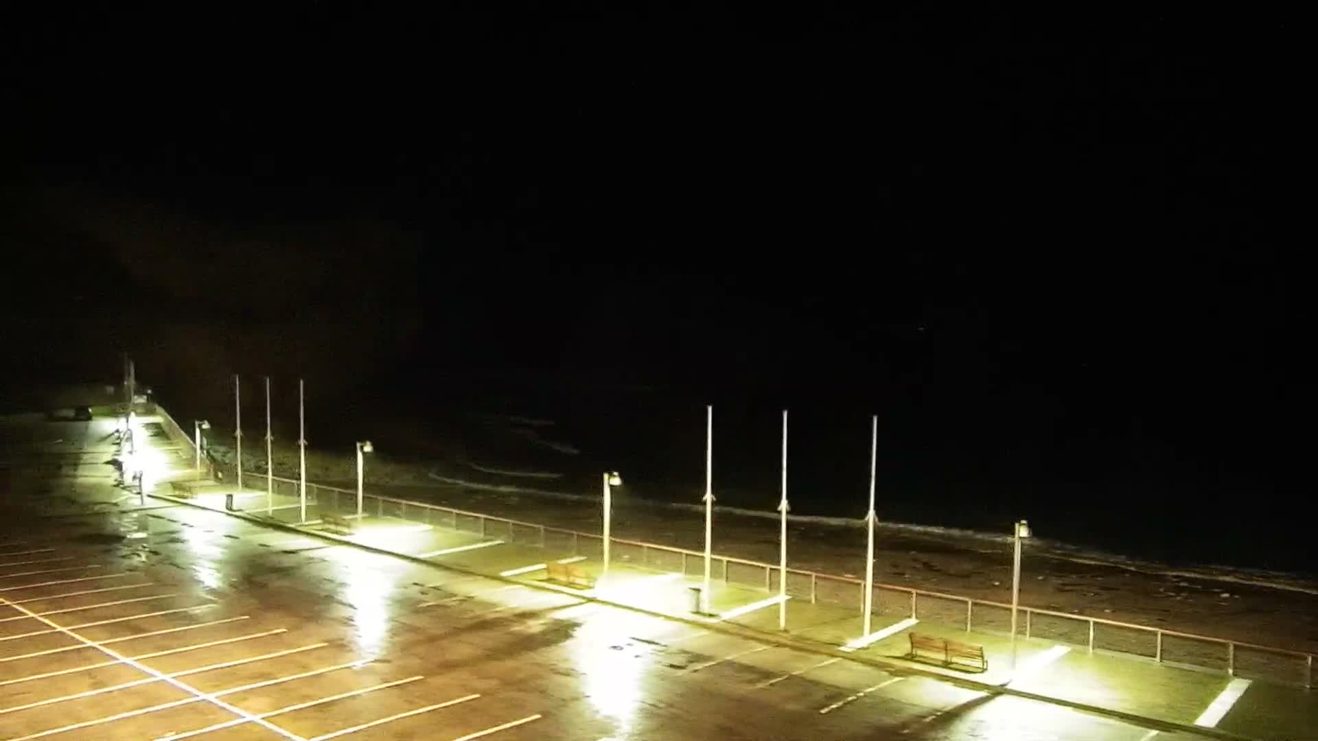 Yport Village & Plage Yport Beach Live Cam - Yport, Le Havre, Seine-Maritime, Normandie, France