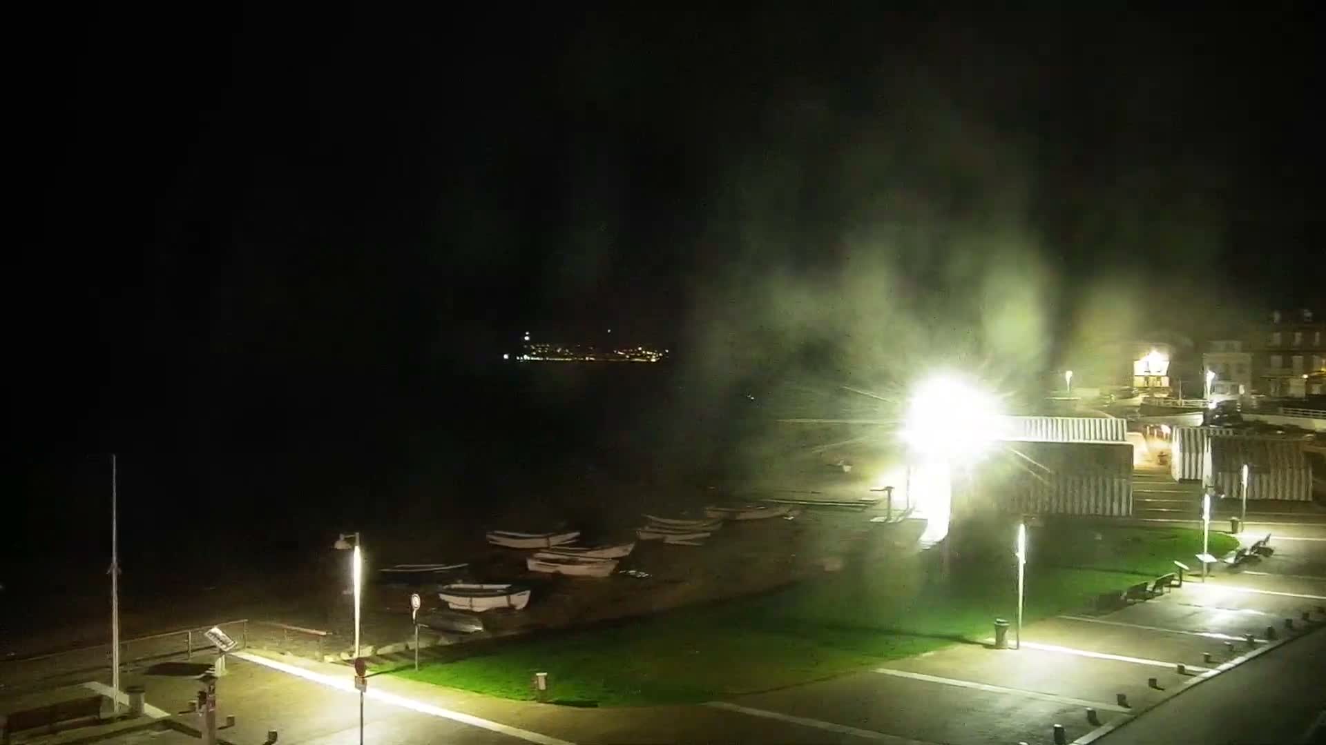 Yport Village & Plage Yport Beach Live Cam - Yport, Le Havre, Seine-Maritime, Normandie, France