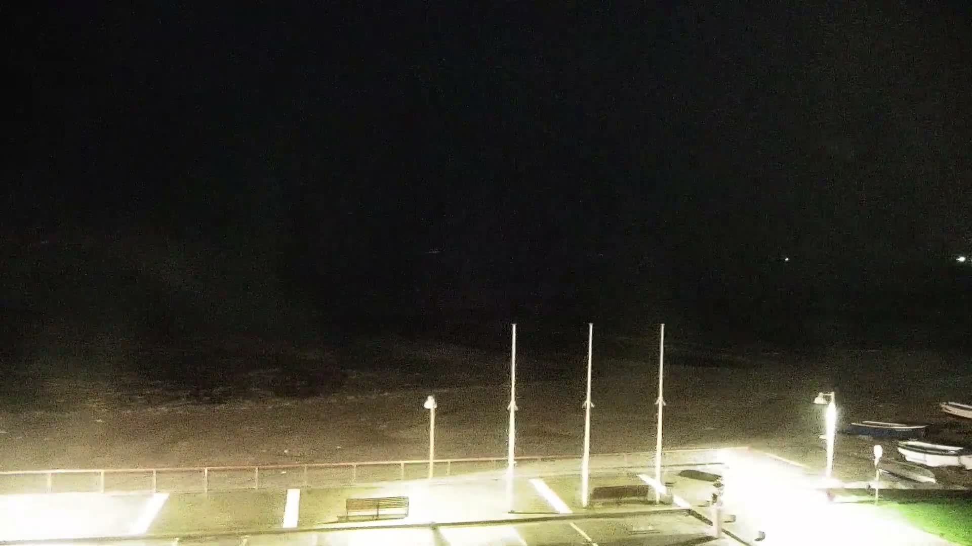 Yport Village & Plage Yport Beach Live Cam - Yport, Le Havre, Seine-Maritime, Normandie, France