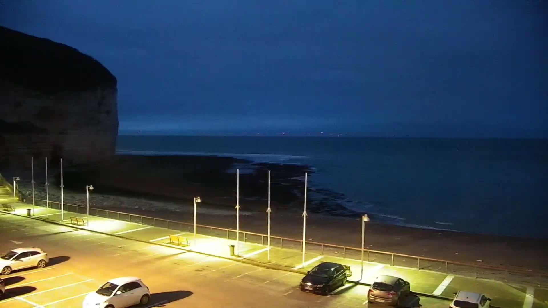Yport Village & Plage Yport Beach Live Cam - Yport, Le Havre, Seine-Maritime, Normandie, France