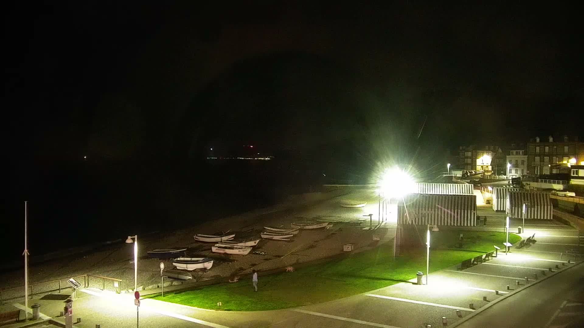 Yport Village & Plage Yport Beach Live Cam - Yport, Le Havre, Seine-Maritime, Normandie, France