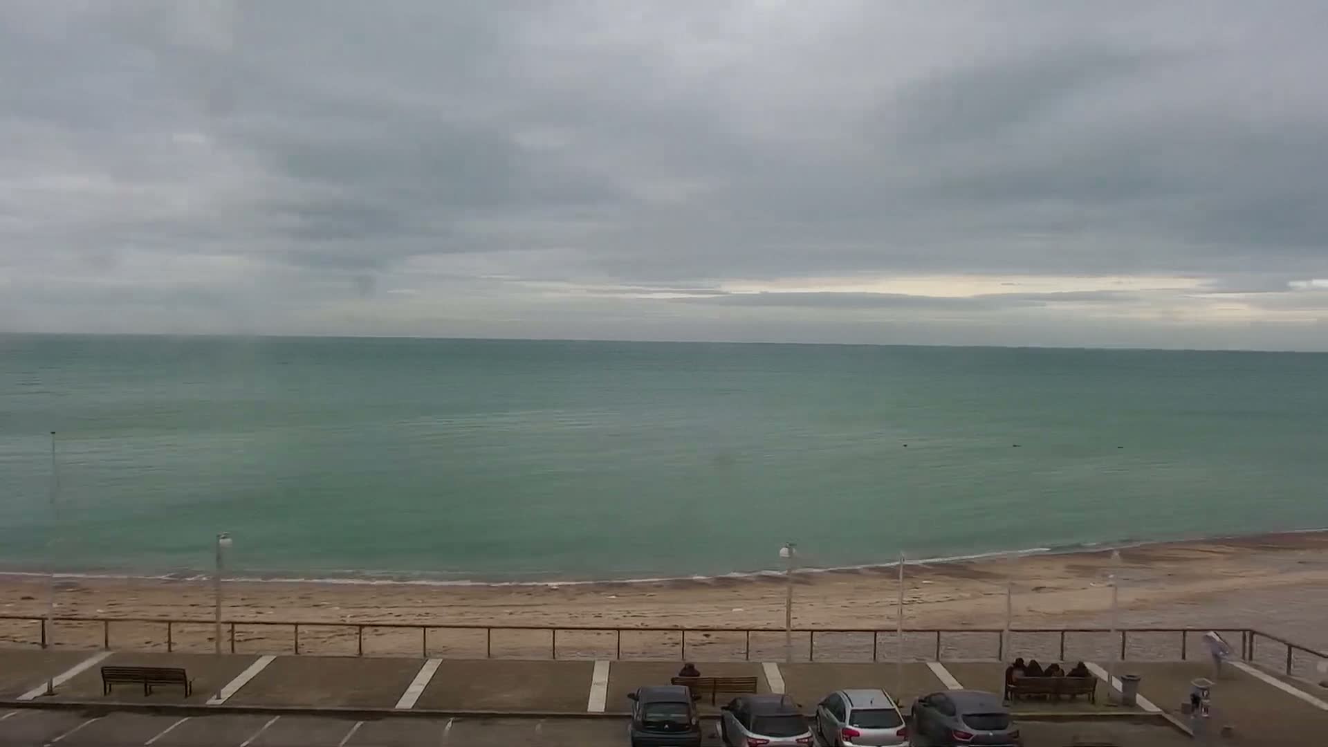 Yport Village & Plage Yport Beach Live Cam - Yport, Le Havre, Seine-Maritime, Normandie, France