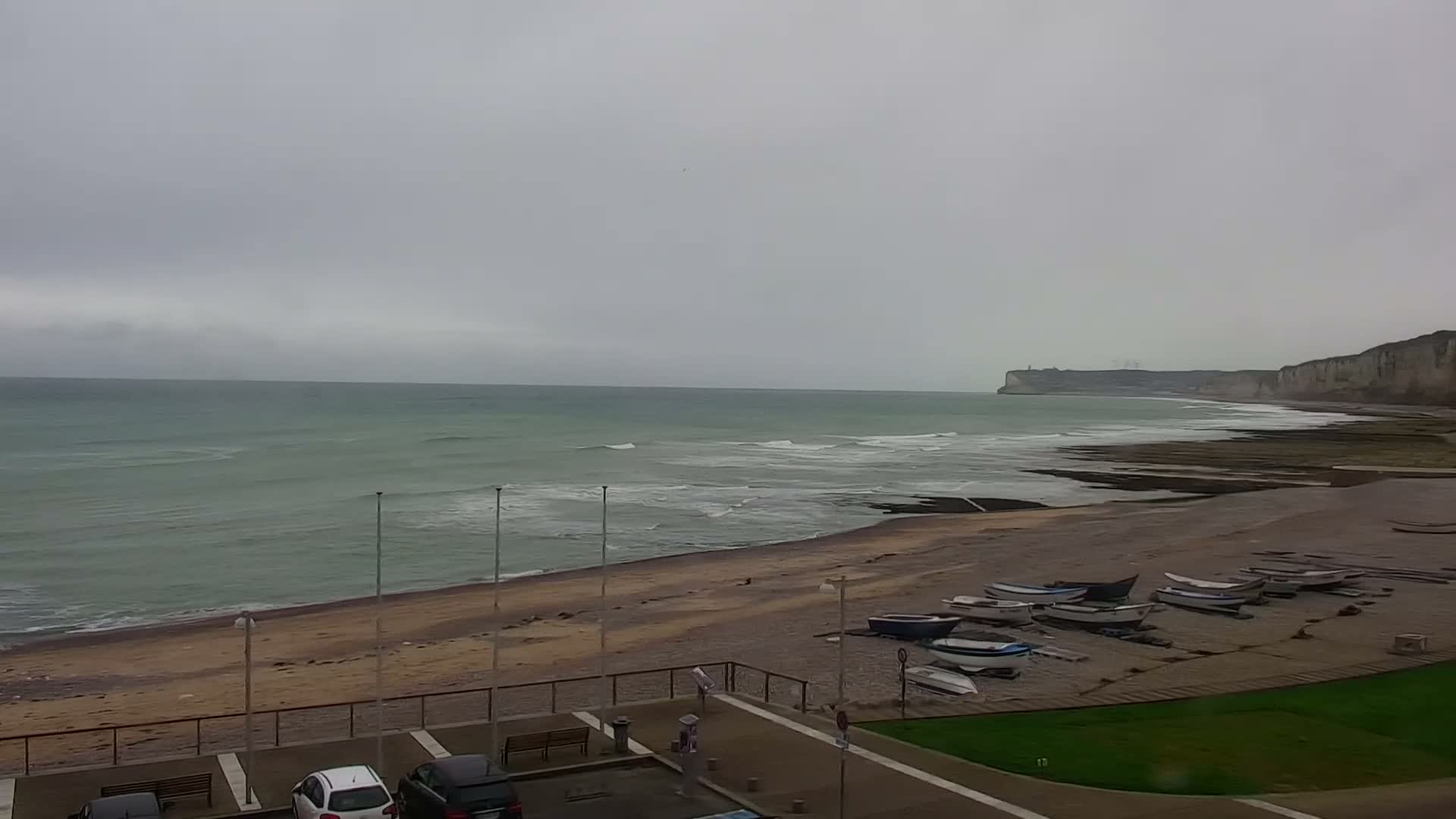 Yport Village & Plage Yport Beach Live Cam - Yport, Le Havre, Seine-Maritime, Normandie, France