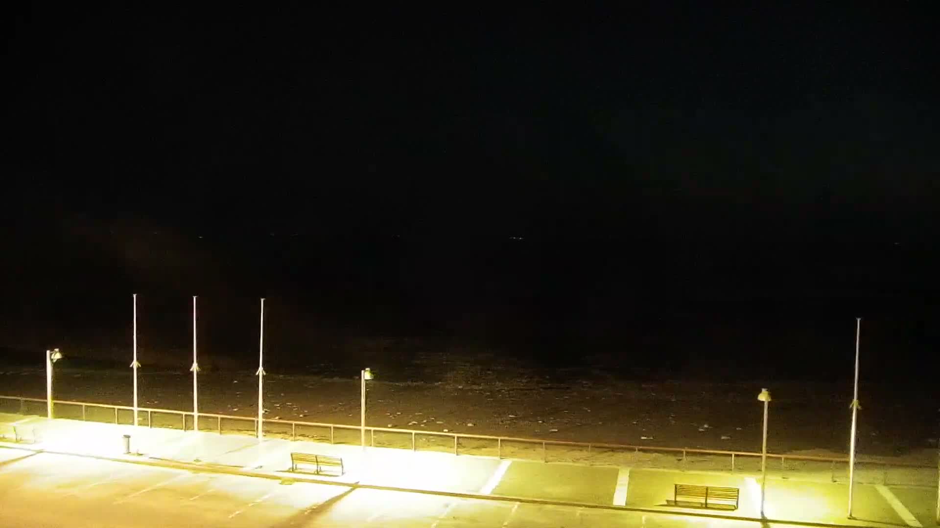 Yport Village & Plage Yport Beach Live Cam - Yport, Le Havre, Seine-Maritime, Normandie, France