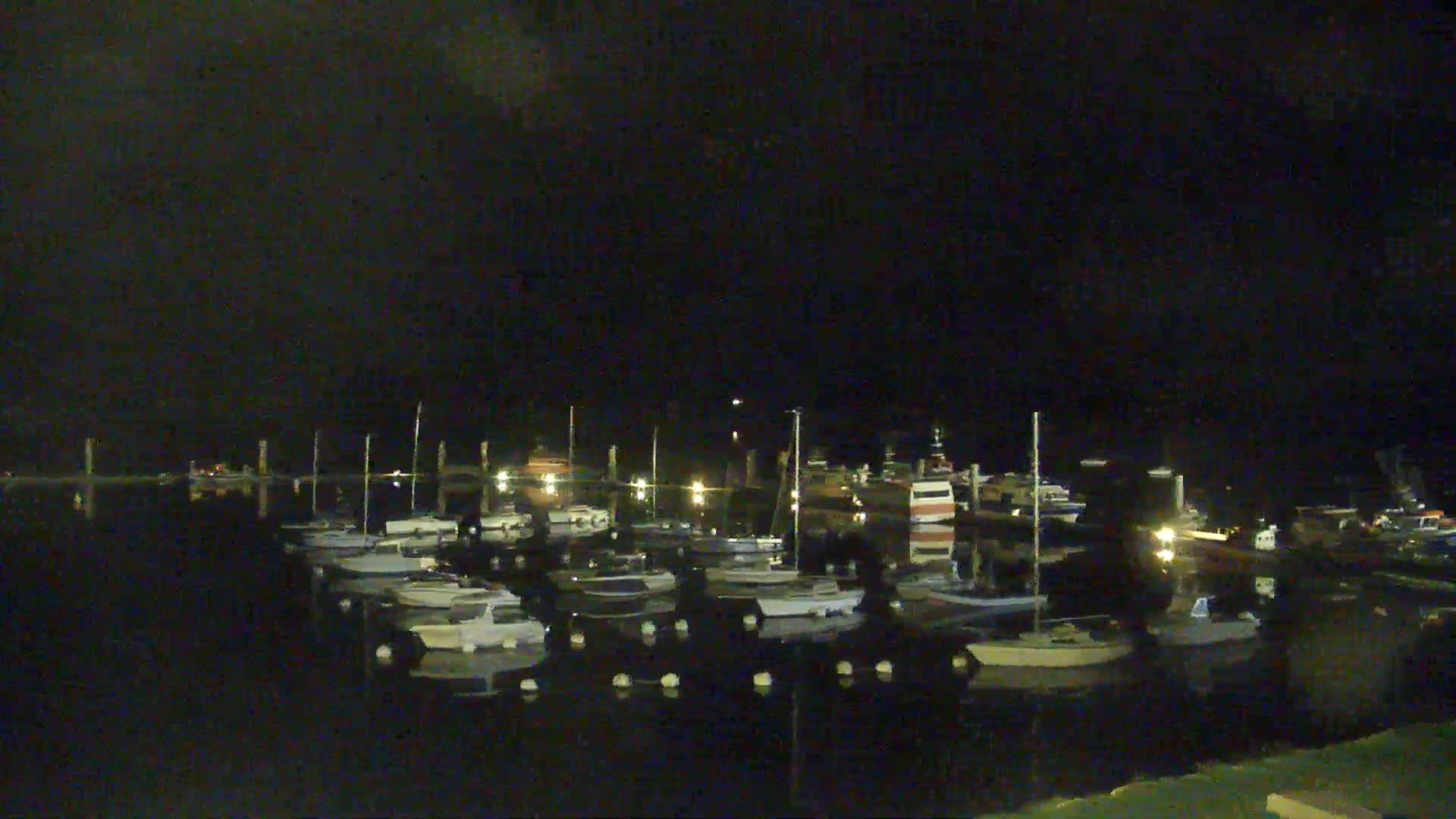 Landeda, Port de l'Aber Wrac'h Marine Live Cam - L'Aber Wrac'h, Landéda, Brest, Finistere, Bretagne, France
